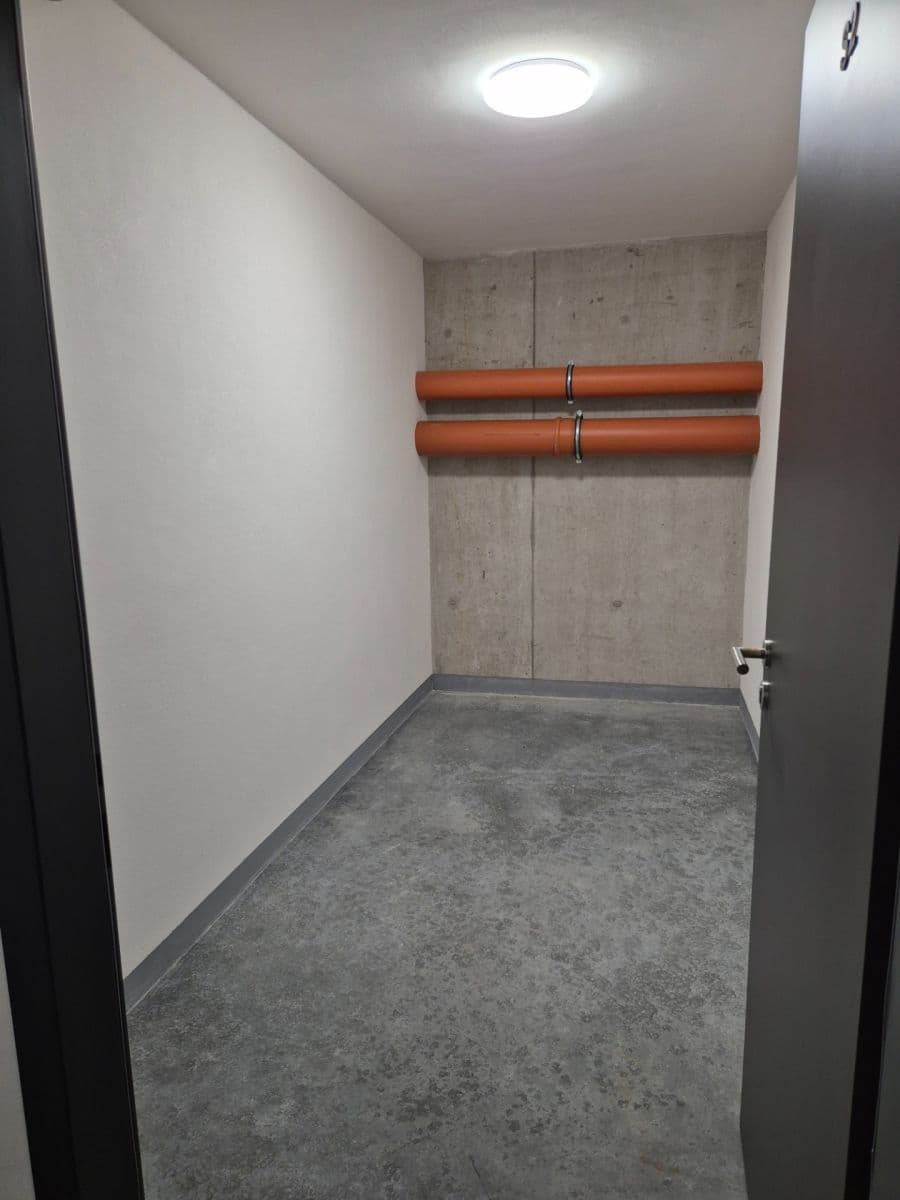 Prenájom bytu 1-izbový 32 m², Pšeničná, Hořovice, Středočeský kraj Prenájom bytu 1-izbový 32 m², Pšeničná, Hořovice, Středočeský kraj