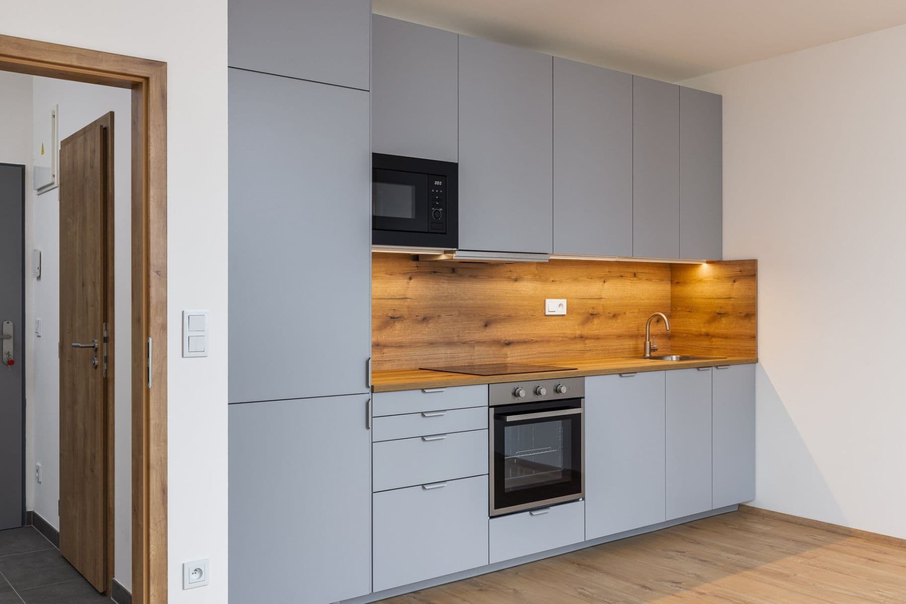 Prenájom bytu 1-izbový 31 m², Fabiánové, Praha, Praha Prenájom bytu 1-izbový 31 m², Fabiánové, Praha, Praha