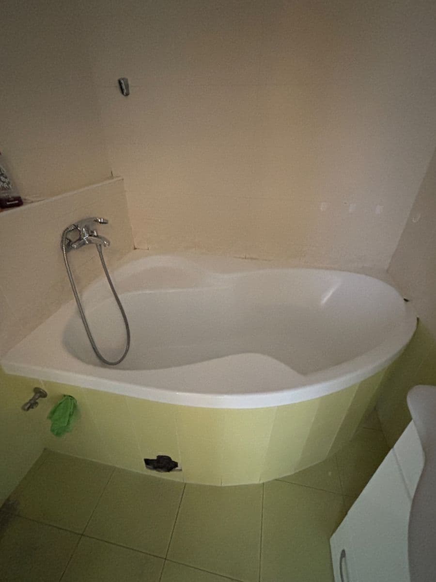 Predaj bytu 3-izbový 78 m², Vašátkova, Praha, Praha Predaj bytu 3-izbový 78 m², Vašátkova, Praha, Praha