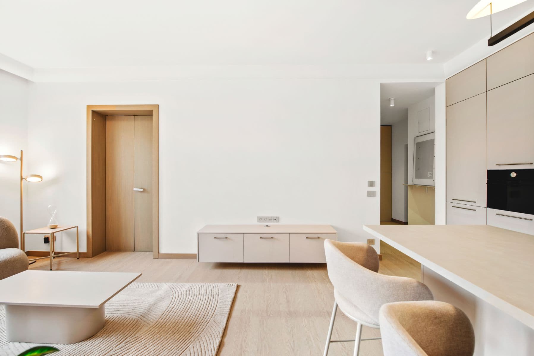 Prenájom bytu 52 m², Mostecká, Praha, Praha Prenájom bytu 52 m², Mostecká, Praha, Praha