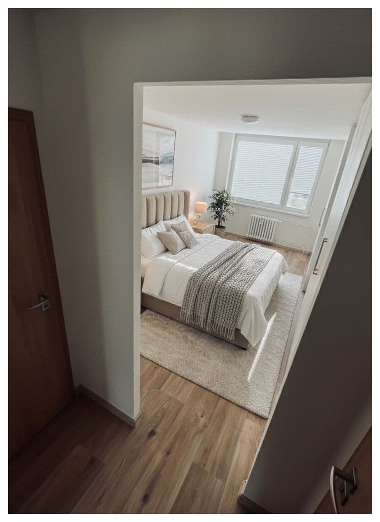 Predaj bytu 4-izbový 104 m², Smikova, Praha, Praha Predaj bytu 4-izbový 104 m², Smikova, Praha, Praha