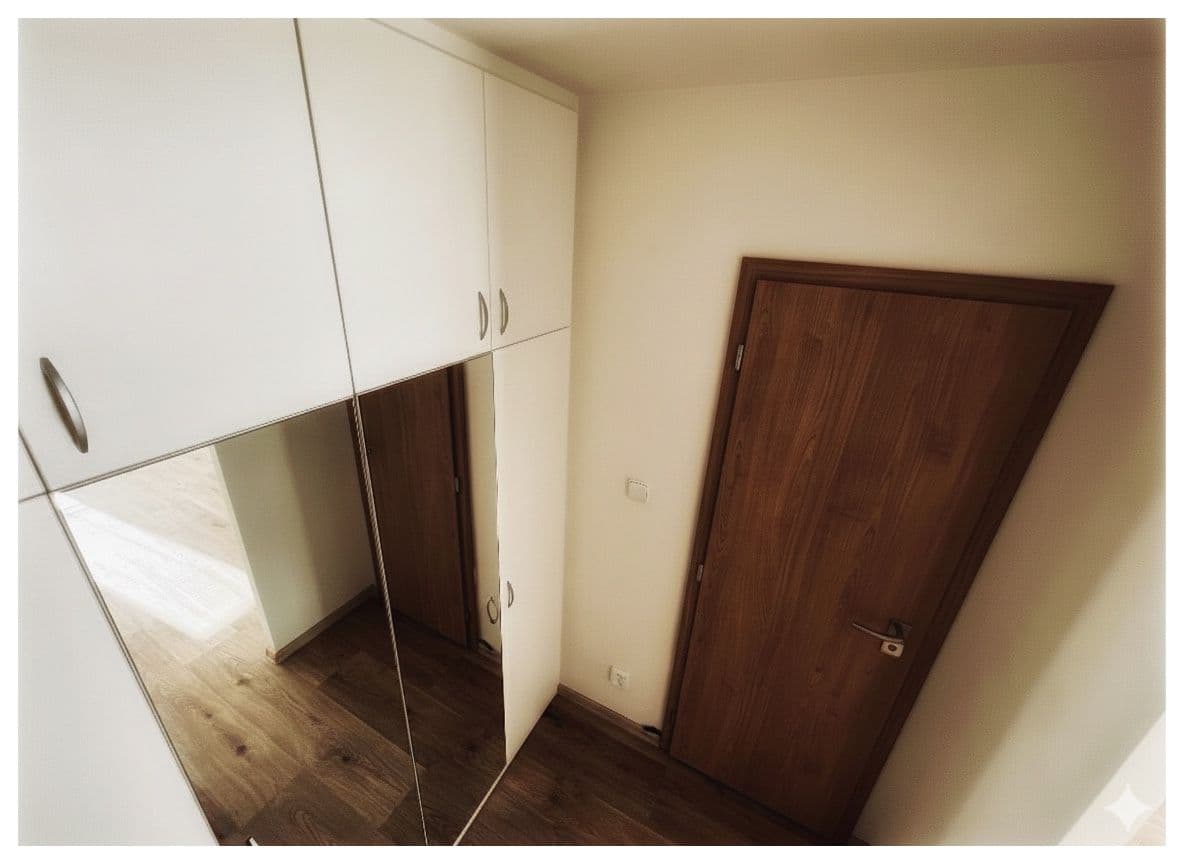 Predaj bytu 4-izbový 104 m², Smikova, Praha, Praha Predaj bytu 4-izbový 104 m², Smikova, Praha, Praha