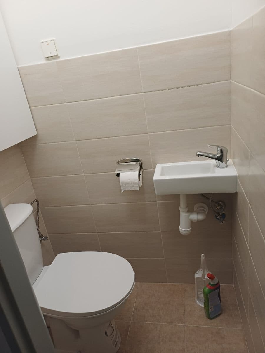 Prenájom bytu 3-izbový 79 m², Purkyňova, Liberec, Liberecký kraj Prenájom bytu 3-izbový 79 m², Purkyňova, Liberec, Liberecký kraj