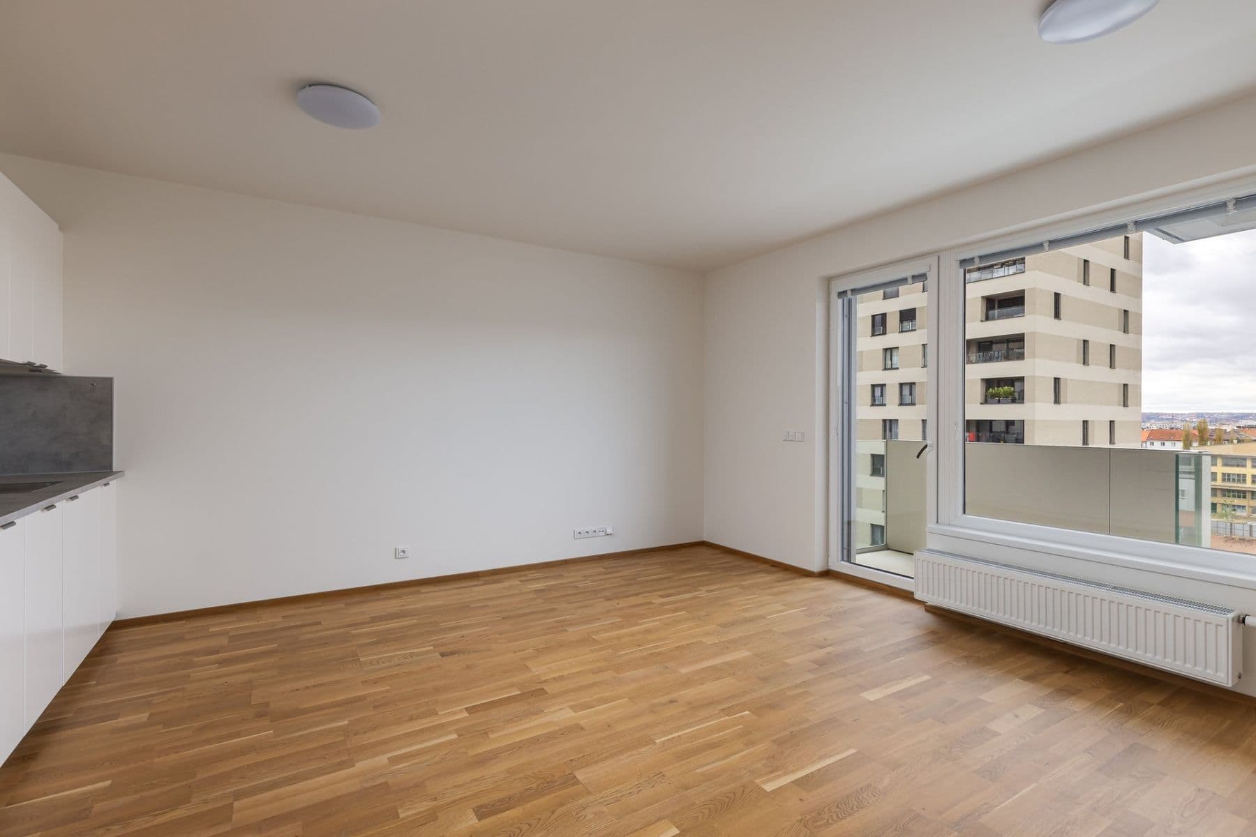 Prenájom bytu 1-izbový 37 m², Fafkových, Praha, Praha Prenájom bytu 1-izbový 37 m², Fafkových, Praha, Praha