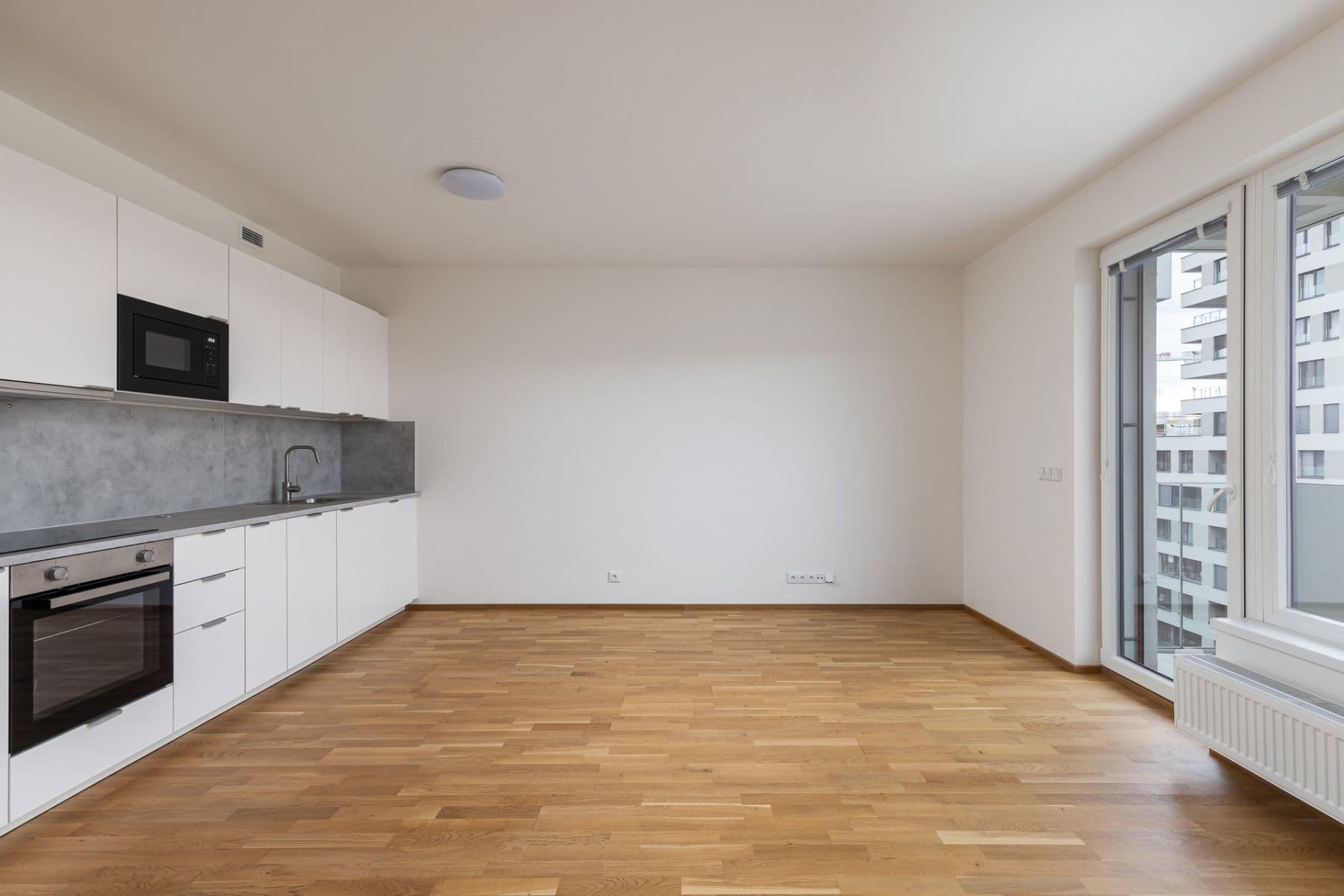 Prenájom bytu 1-izbový 37 m², Fafkových, Praha, Praha Prenájom bytu 1-izbový 37 m², Fafkových, Praha, Praha