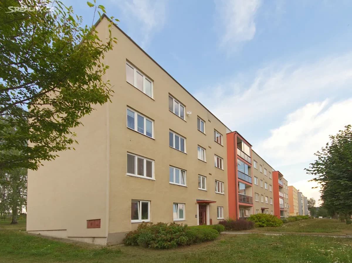 Prenájom bytu 2-izbový 54 m², Marie Majerové, Ledeč nad Sázavou, Kraj Vysočina Prenájom bytu 2-izbový 54 m², Marie Majerové, Ledeč nad Sázavou, Kraj Vysočina