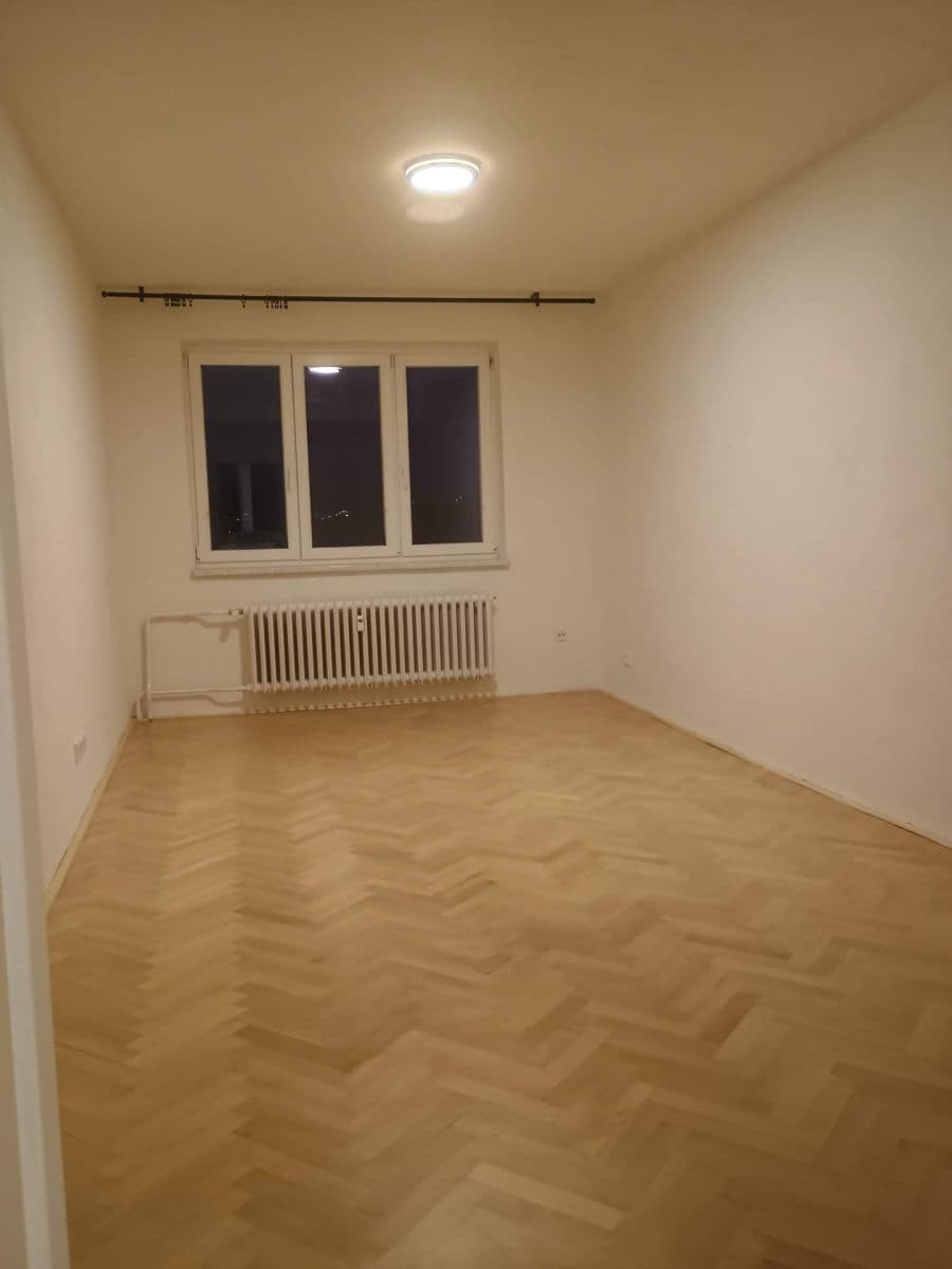 Prenájom bytu 2-izbový 54 m², Marie Majerové, Ledeč nad Sázavou, Kraj Vysočina Prenájom bytu 2-izbový 54 m², Marie Majerové, Ledeč nad Sázavou, Kraj Vysočina