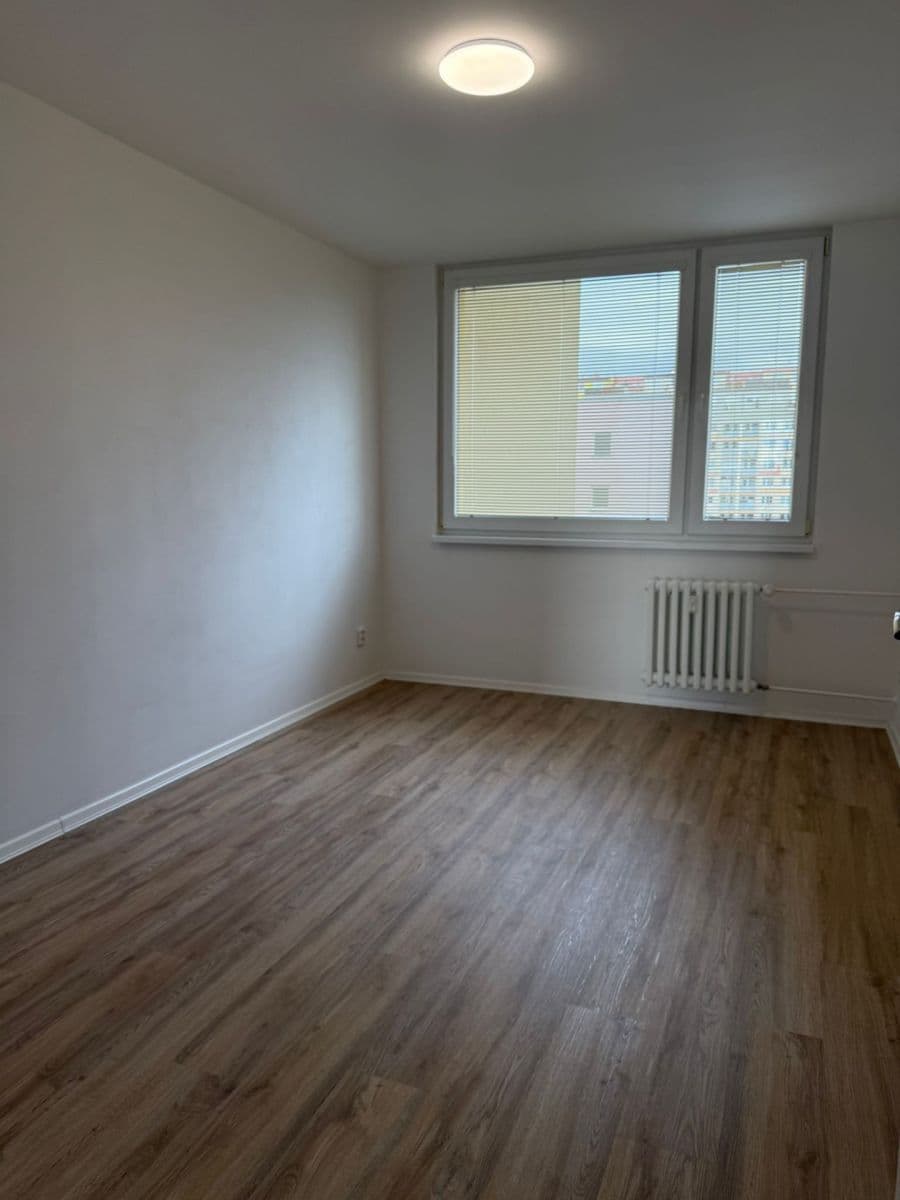 Prenájom bytu 3-izbový 77 m², Krausova, Praha, Praha Prenájom bytu 3-izbový 77 m², Krausova, Praha, Praha
