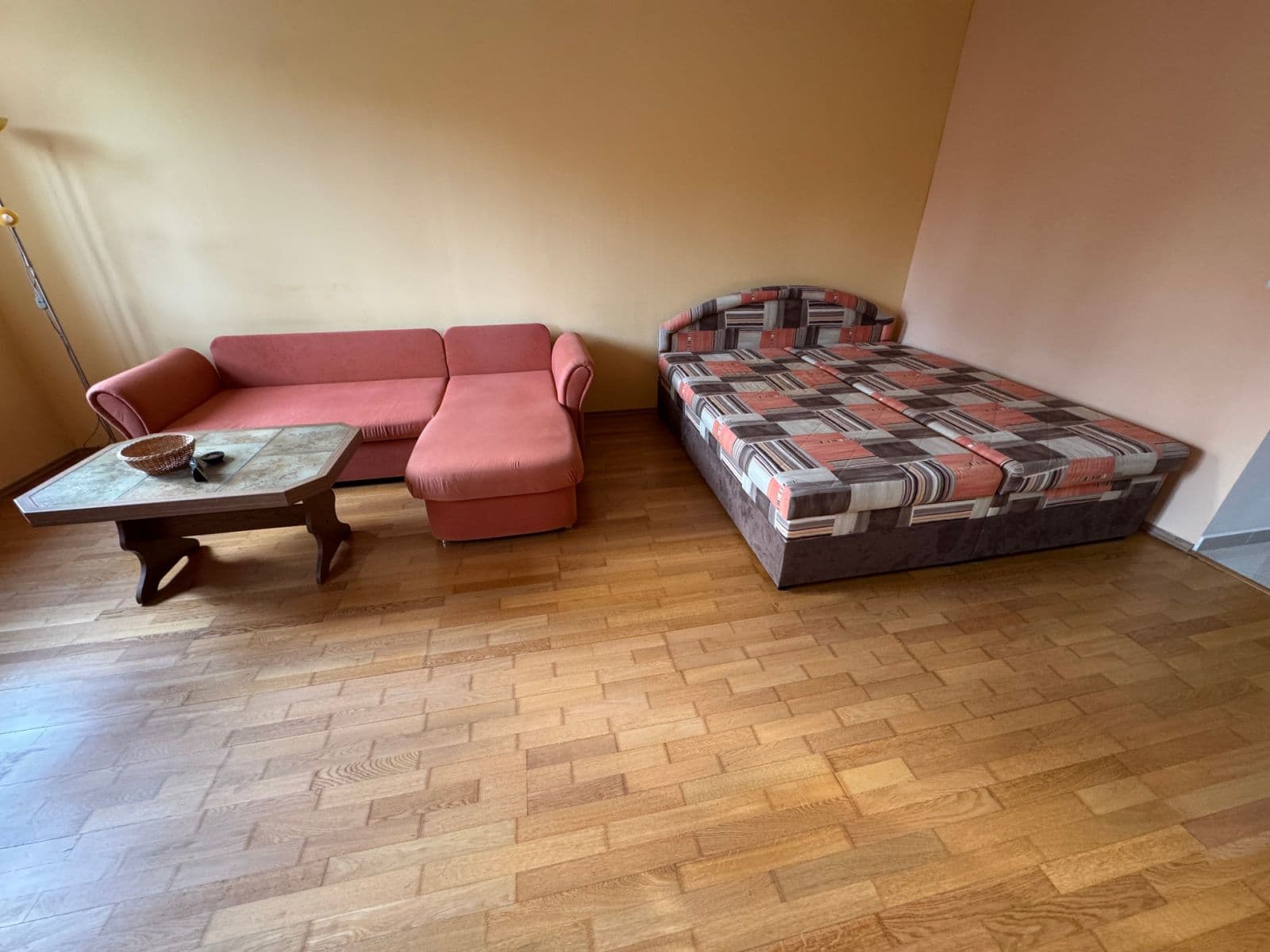 Prenájom bytu 1-izbový 40 m², Hlubočepská, Praha, Praha Prenájom bytu 1-izbový 40 m², Hlubočepská, Praha, Praha
