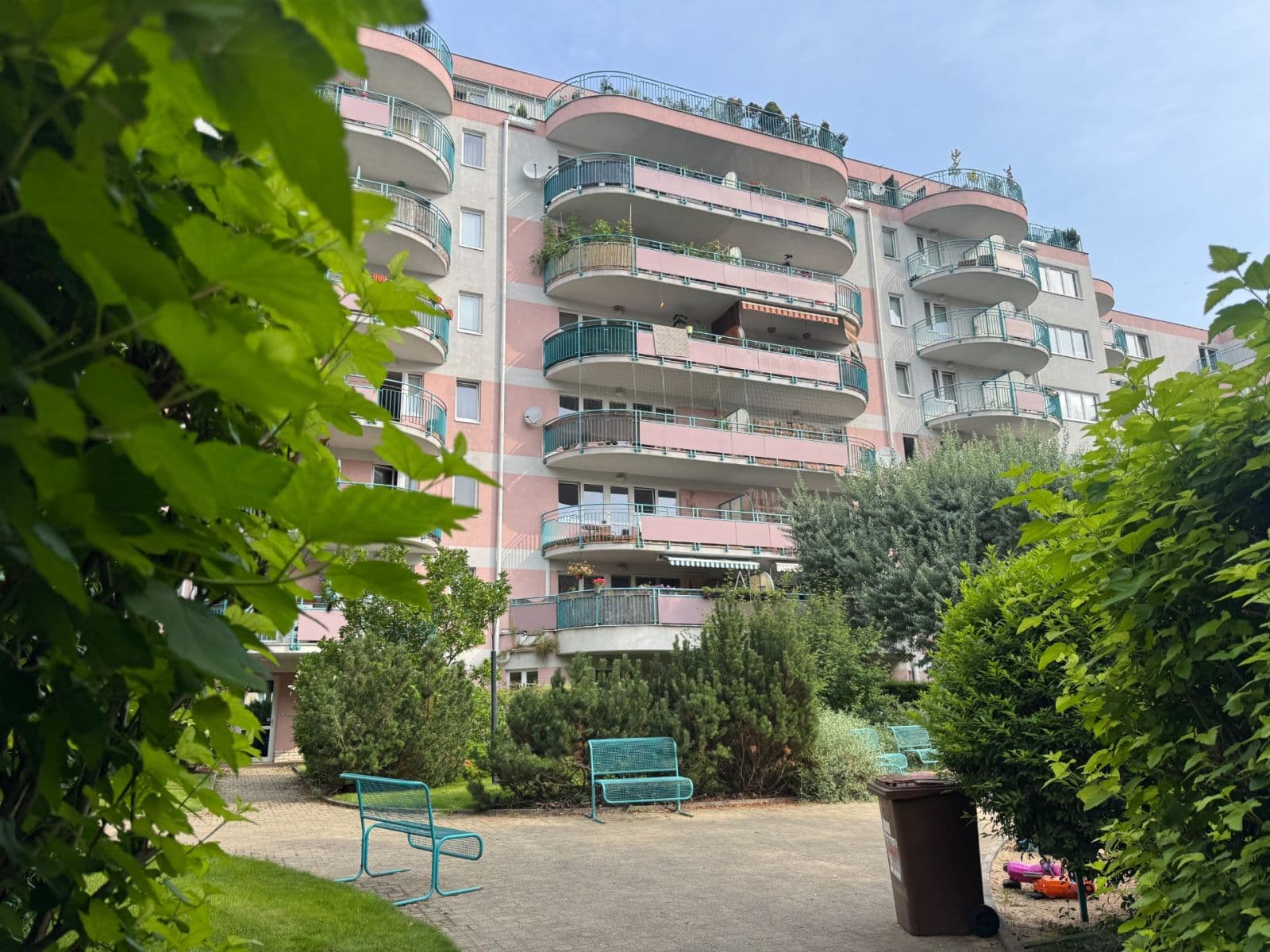 Prenájom bytu 1-izbový 38 m², Gutova, Praha, Praha Prenájom bytu 1-izbový 38 m², Gutova, Praha, Praha