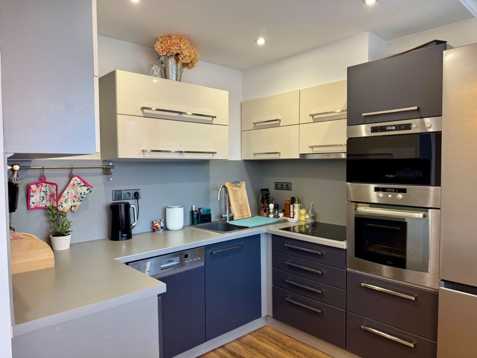 Prenájom bytu 3-izbový 55 m², Litoměřická, Praha, Praha Prenájom bytu 3-izbový 55 m², Litoměřická, Praha, Praha