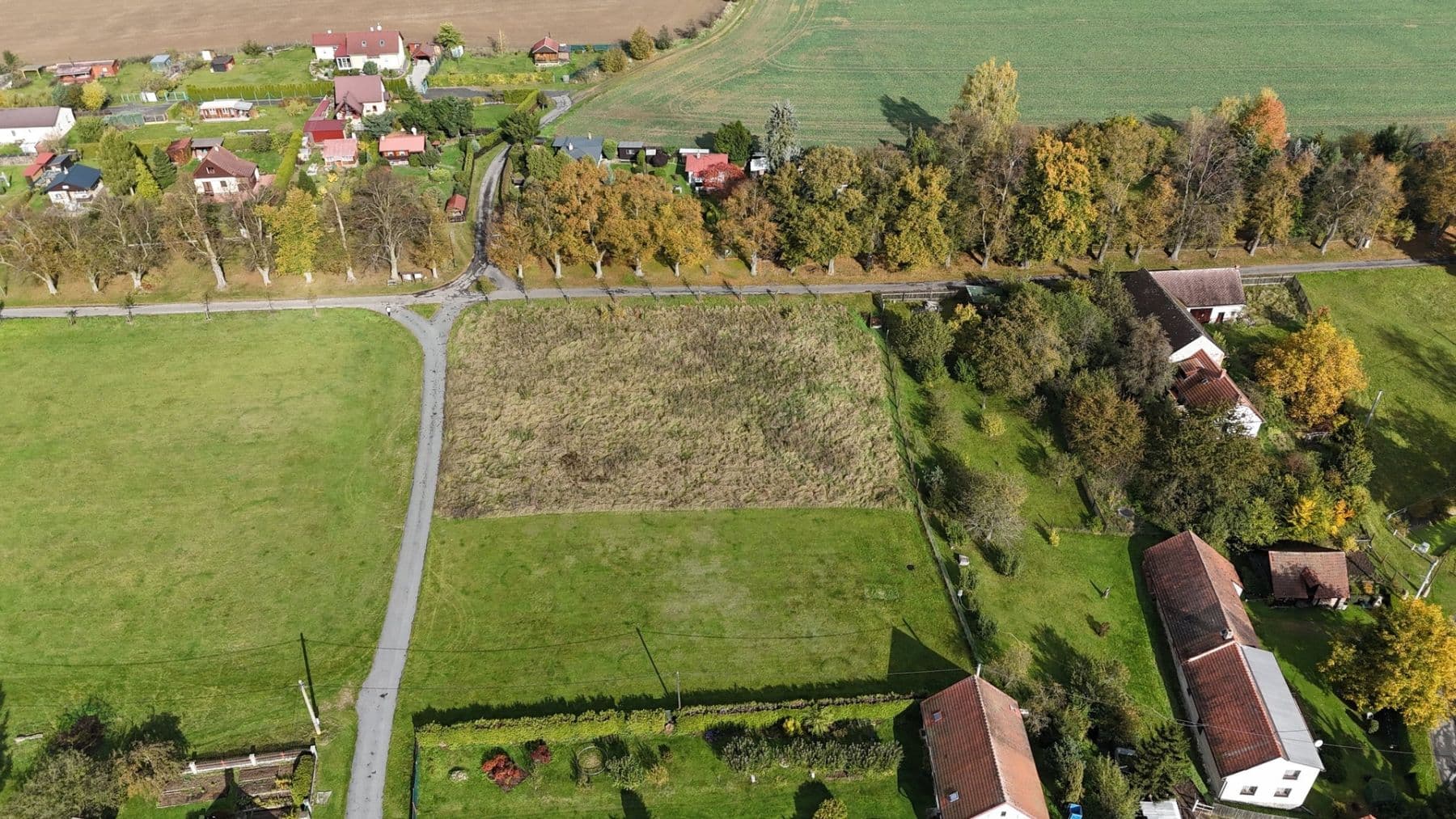 Predaj pozemku 1.044 m², Březnice, Středočeský kraj Predaj pozemku 1.044 m², Březnice, Středočeský kraj