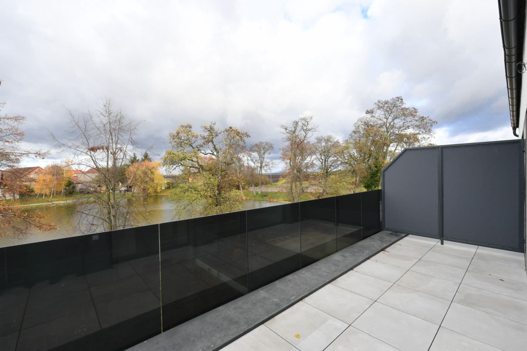 Predaj domu 214 m², pozemek 324 m², Jezdecká, Tursko, Středočeský kraj Predaj domu 214 m², pozemek 324 m², Jezdecká, Tursko, Středočeský kraj