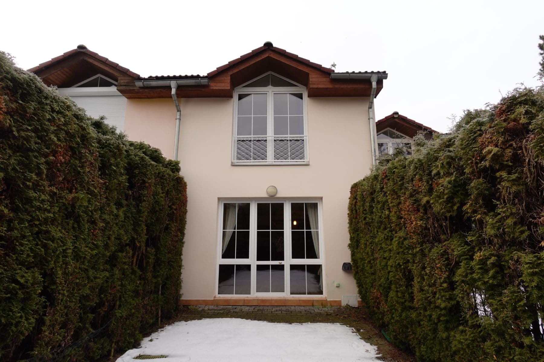 Predaj domu 104 m², pozemek 99 m², Pod Táborskou, Říčany, Středočeský kraj Predaj domu 104 m², pozemek 99 m², Pod Táborskou, Říčany, Středočeský kraj