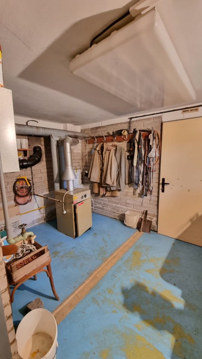 Predaj domu 180 m², pozemek 898 m², Mikulovická, Pardubice, Pardubický kraj Predaj domu 180 m², pozemek 898 m², Mikulovická, Pardubice, Pardubický kraj