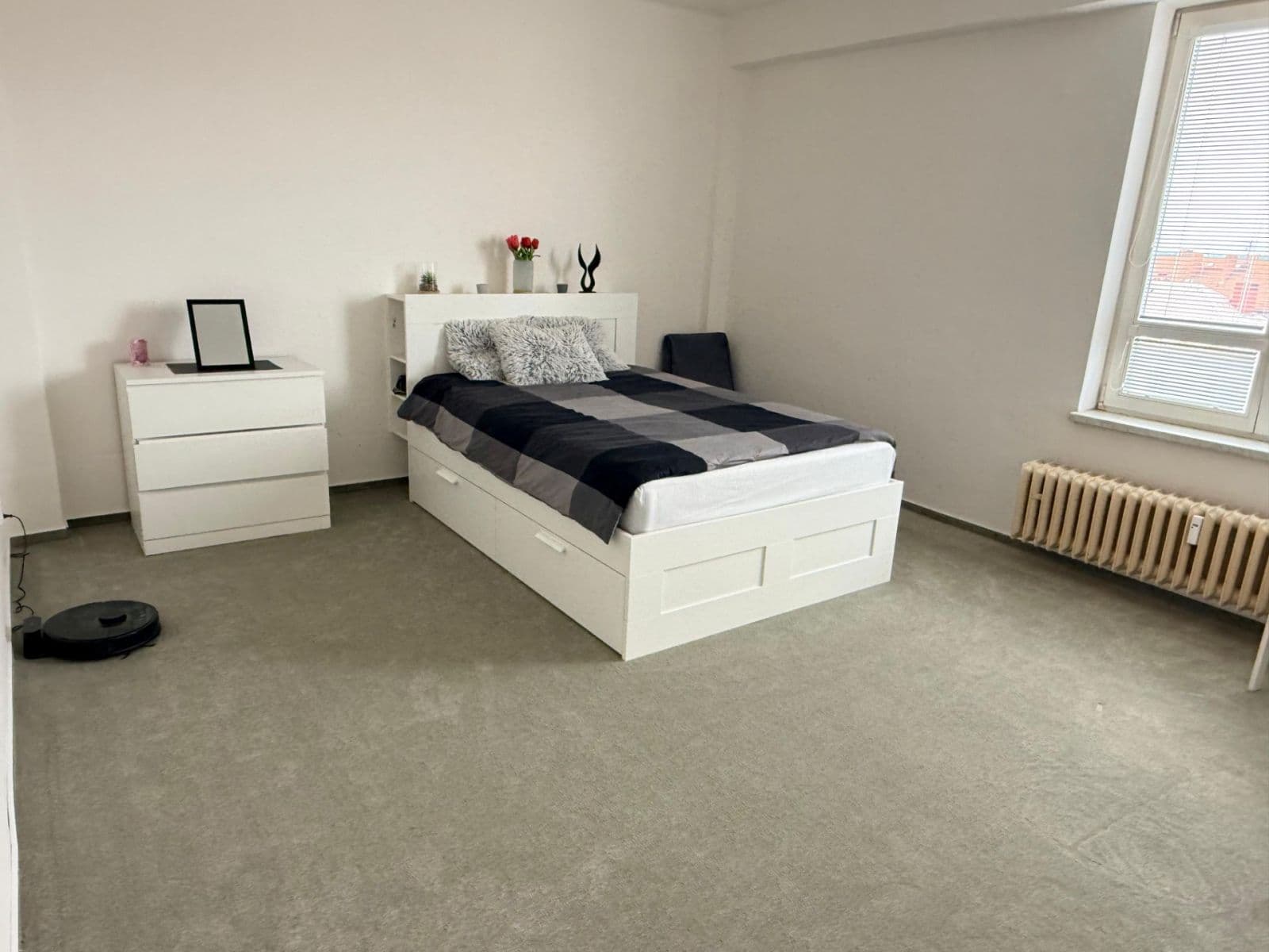 Prenájom bytu 3-izbový 88 m², Čs. exilu, Ostrava, Moravskoslezský kraj Prenájom bytu 3-izbový 88 m², Čs. exilu, Ostrava, Moravskoslezský kraj