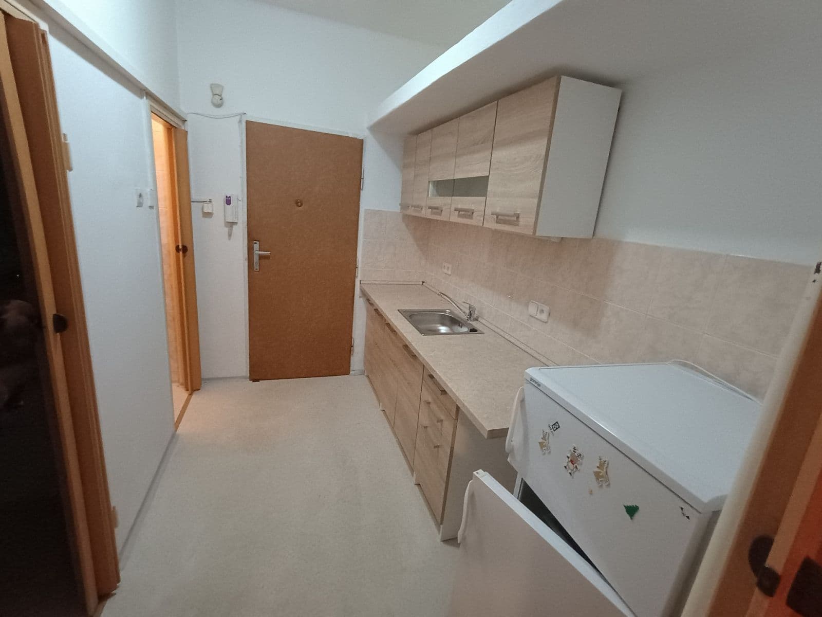 Prenájom bytu Garsoniéra 26 m², Hvězdova, Praha, Praha Prenájom bytu Garsoniéra 26 m², Hvězdova, Praha, Praha