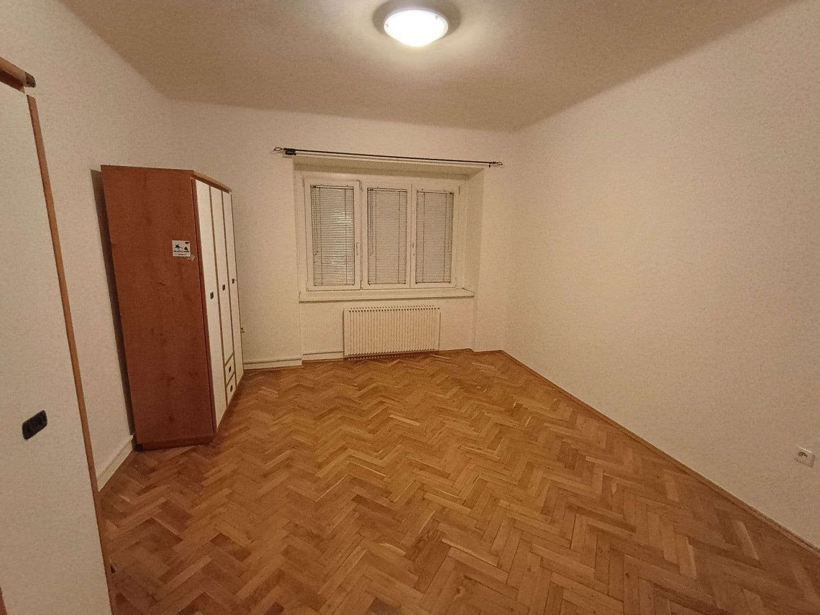 Prenájom bytu Garsoniéra 26 m², Hvězdova, Praha, Praha Prenájom bytu Garsoniéra 26 m², Hvězdova, Praha, Praha