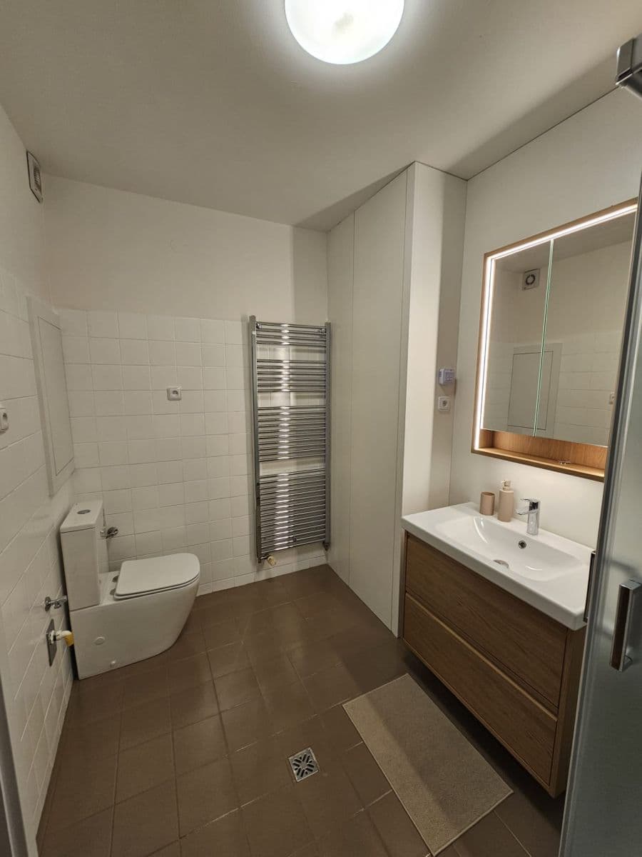 Prenájom bytu 2-izbový 86 m², Legionářská, Kuřim, Jihomoravský kraj Prenájom bytu 2-izbový 86 m², Legionářská, Kuřim, Jihomoravský kraj