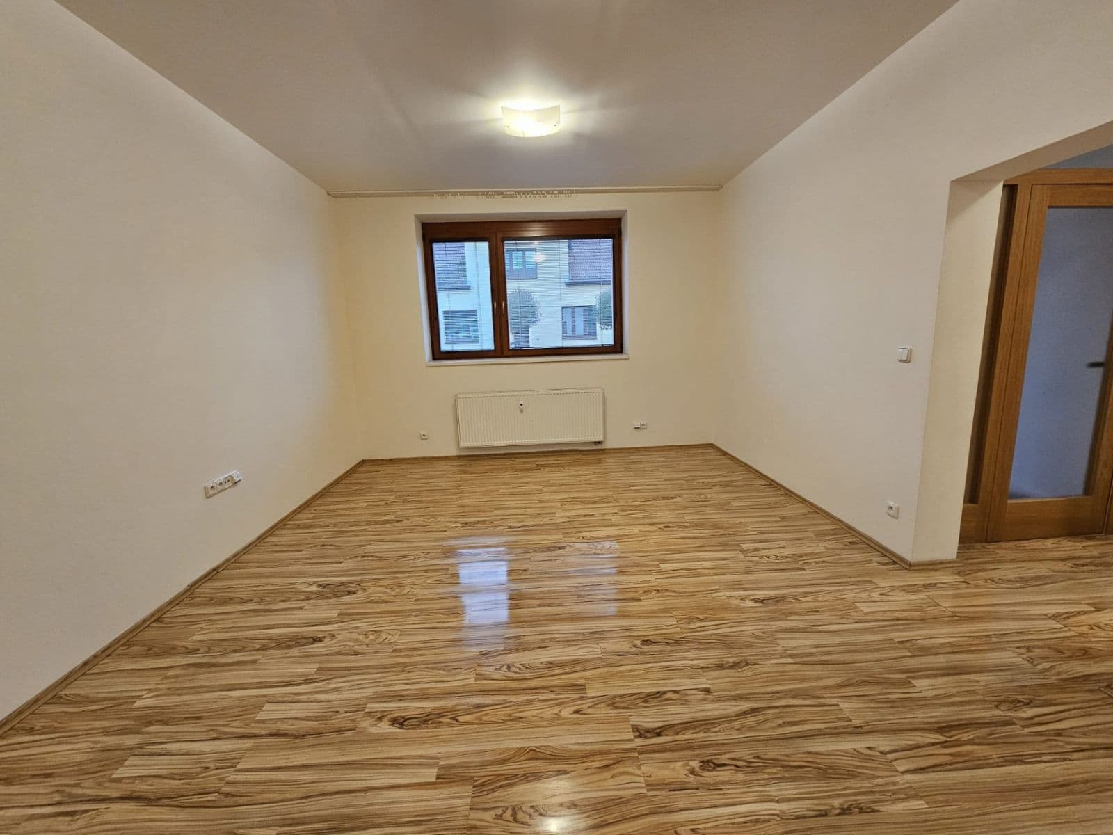 Prenájom bytu 2-izbový 86 m², Legionářská, Kuřim, Jihomoravský kraj Prenájom bytu 2-izbový 86 m², Legionářská, Kuřim, Jihomoravský kraj