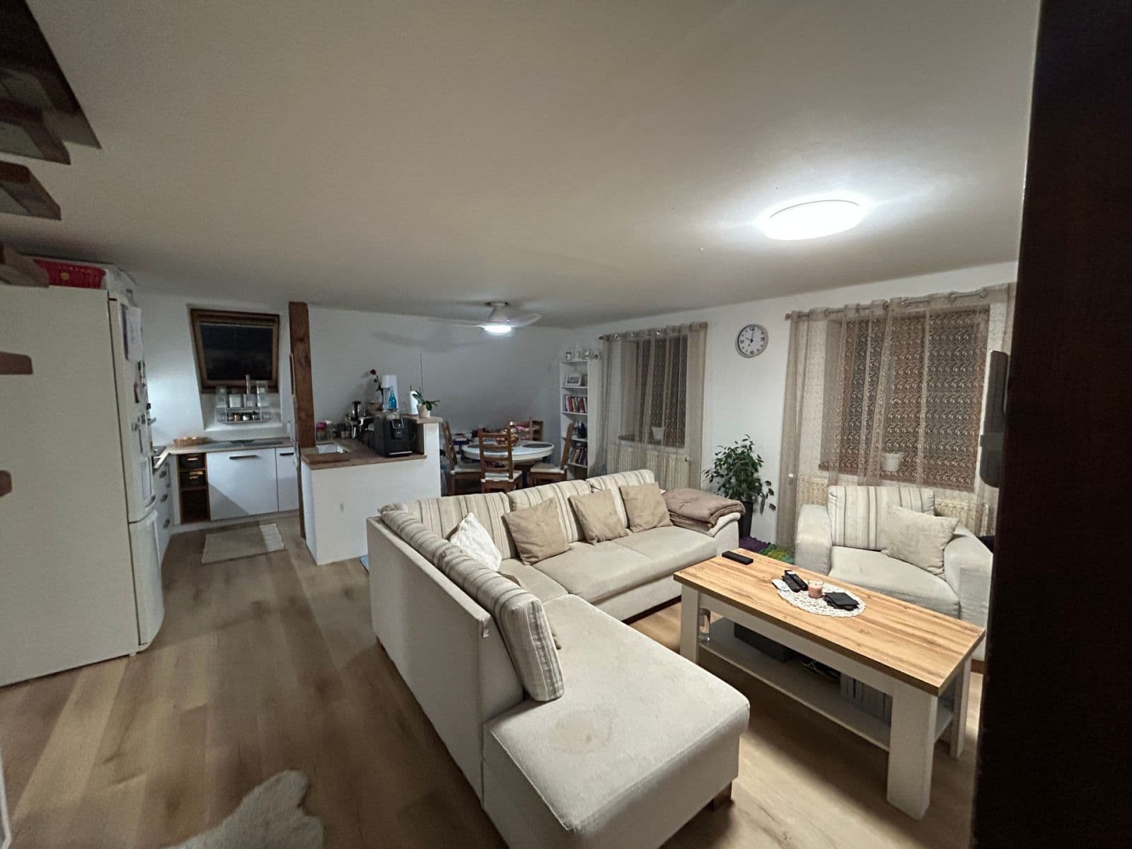 Predaj bytu 5-izbový 104 m², kpt. Jaroše, Kladno, Středočeský kraj Predaj bytu 5-izbový 104 m², kpt. Jaroše, Kladno, Středočeský kraj