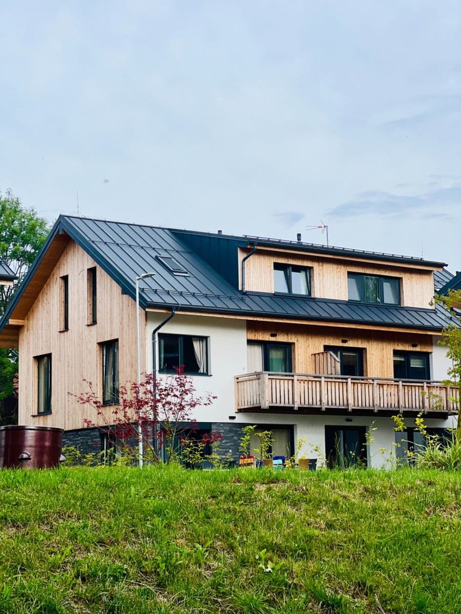 Predaj bytu 3-izbový 51 m², Černá v Pošumaví, Jihočeský kraj Predaj bytu 3-izbový 51 m², Černá v Pošumaví, Jihočeský kraj