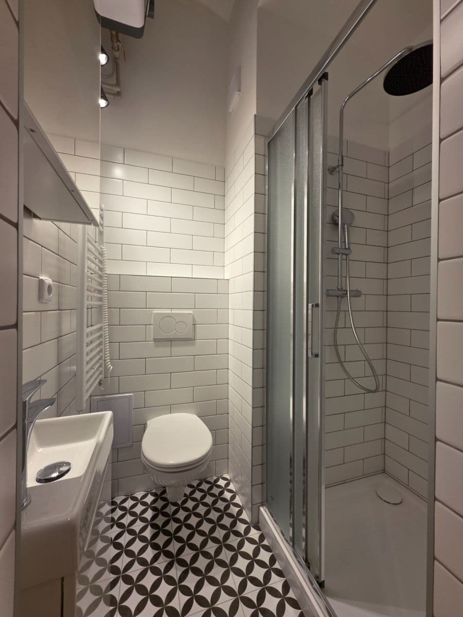 Prenájom bytu 2-izbový 39 m², Jagellonská, Praha, Praha Prenájom bytu 2-izbový 39 m², Jagellonská, Praha, Praha