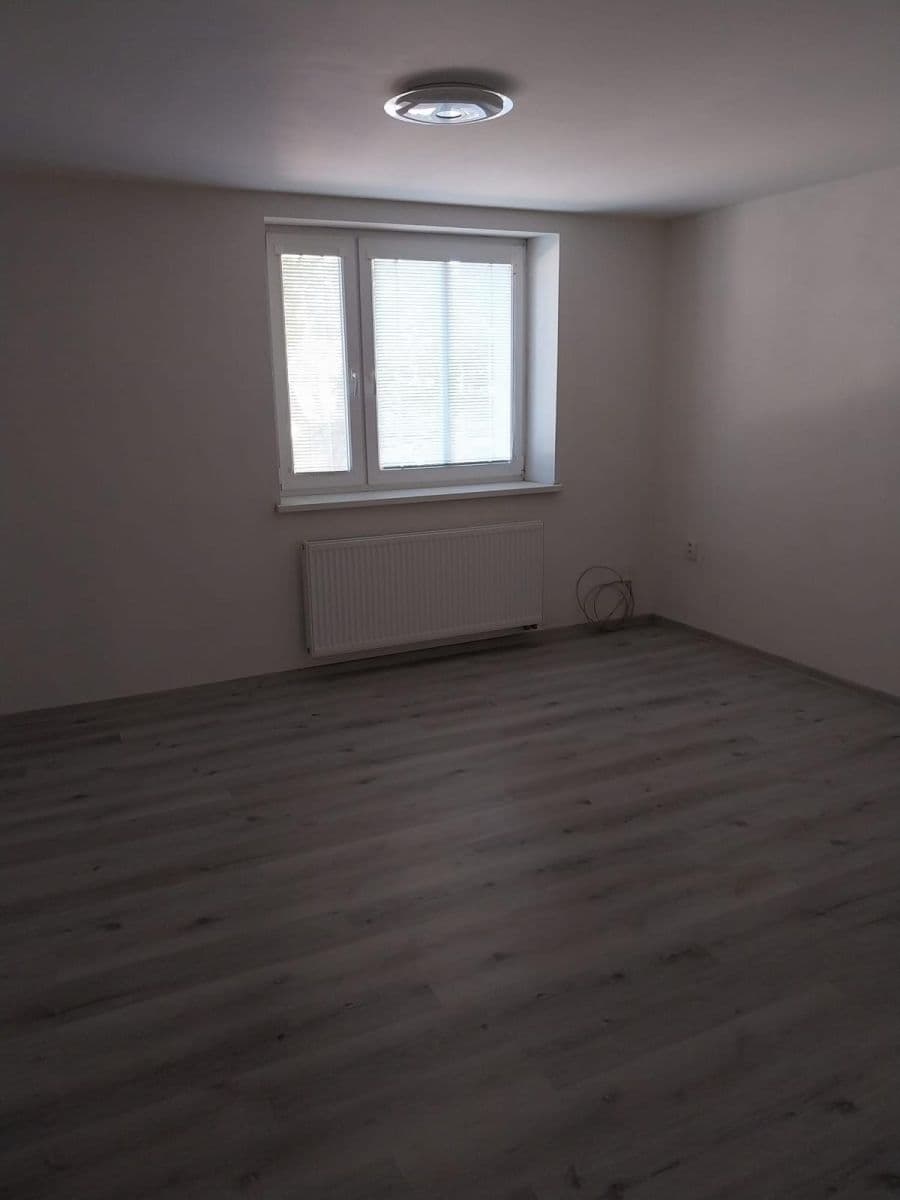 Prenájom bytu 1-izbový 50 m², Nálevkova, Olomouc, Olomoucký kraj Prenájom bytu 1-izbový 50 m², Nálevkova, Olomouc, Olomoucký kraj