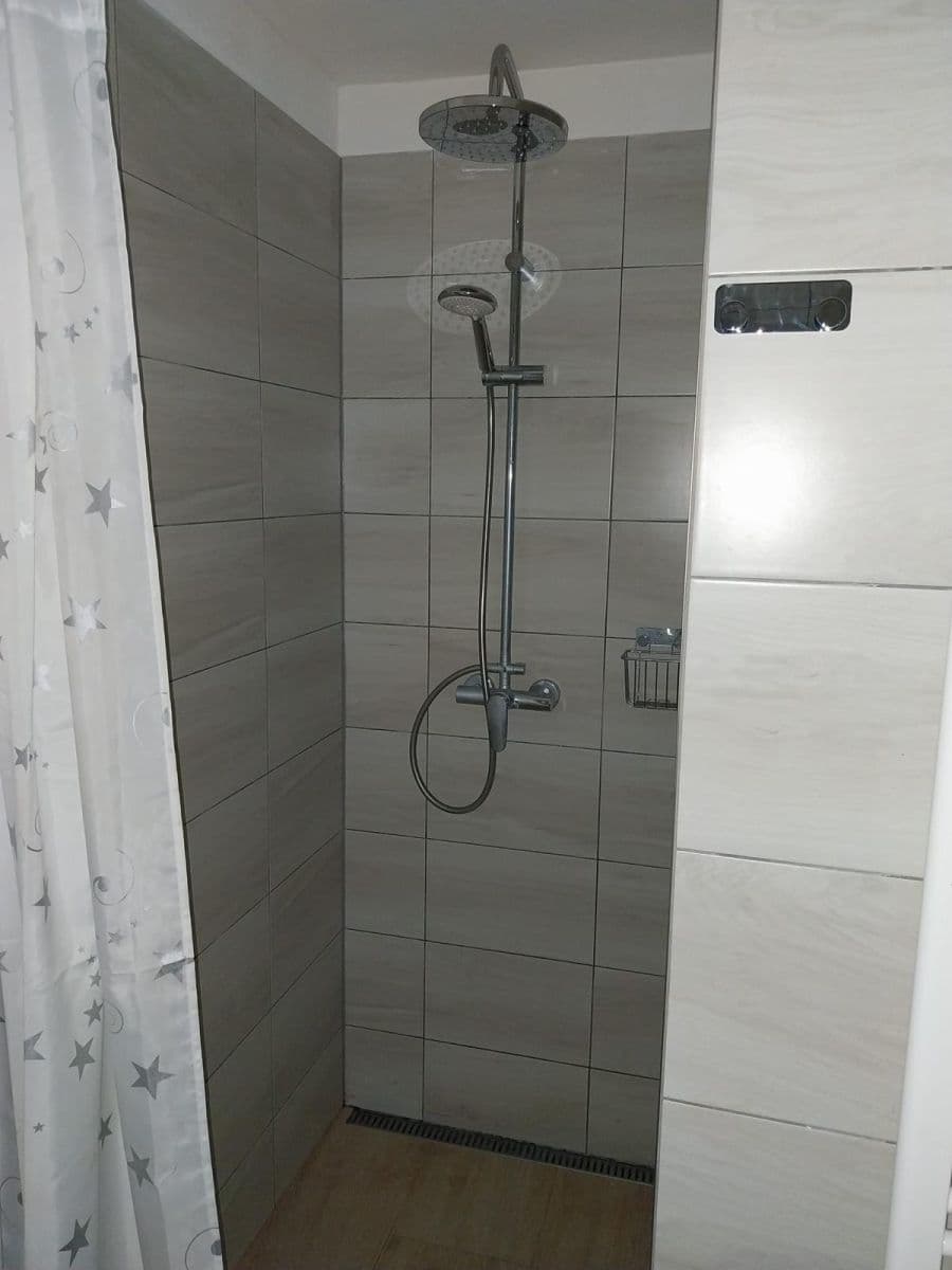 Prenájom bytu 1-izbový 50 m², Nálevkova, Olomouc, Olomoucký kraj Prenájom bytu 1-izbový 50 m², Nálevkova, Olomouc, Olomoucký kraj