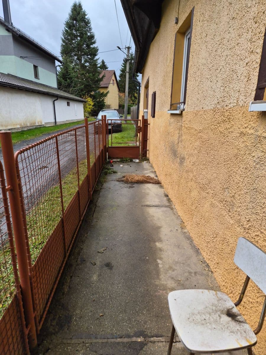 Predaj domu 150 m², pozemek 600 m², Husova, Poběžovice, Plzeňský kraj Predaj domu 150 m², pozemek 600 m², Husova, Poběžovice, Plzeňský kraj