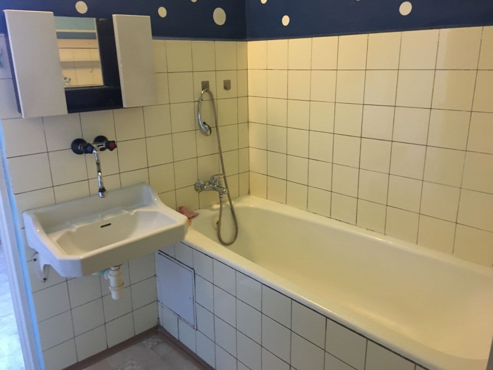 Prenájom bytu 2-izbový 52 m², Jana Drdy, Příbram, Středočeský kraj Prenájom bytu 2-izbový 52 m², Jana Drdy, Příbram, Středočeský kraj