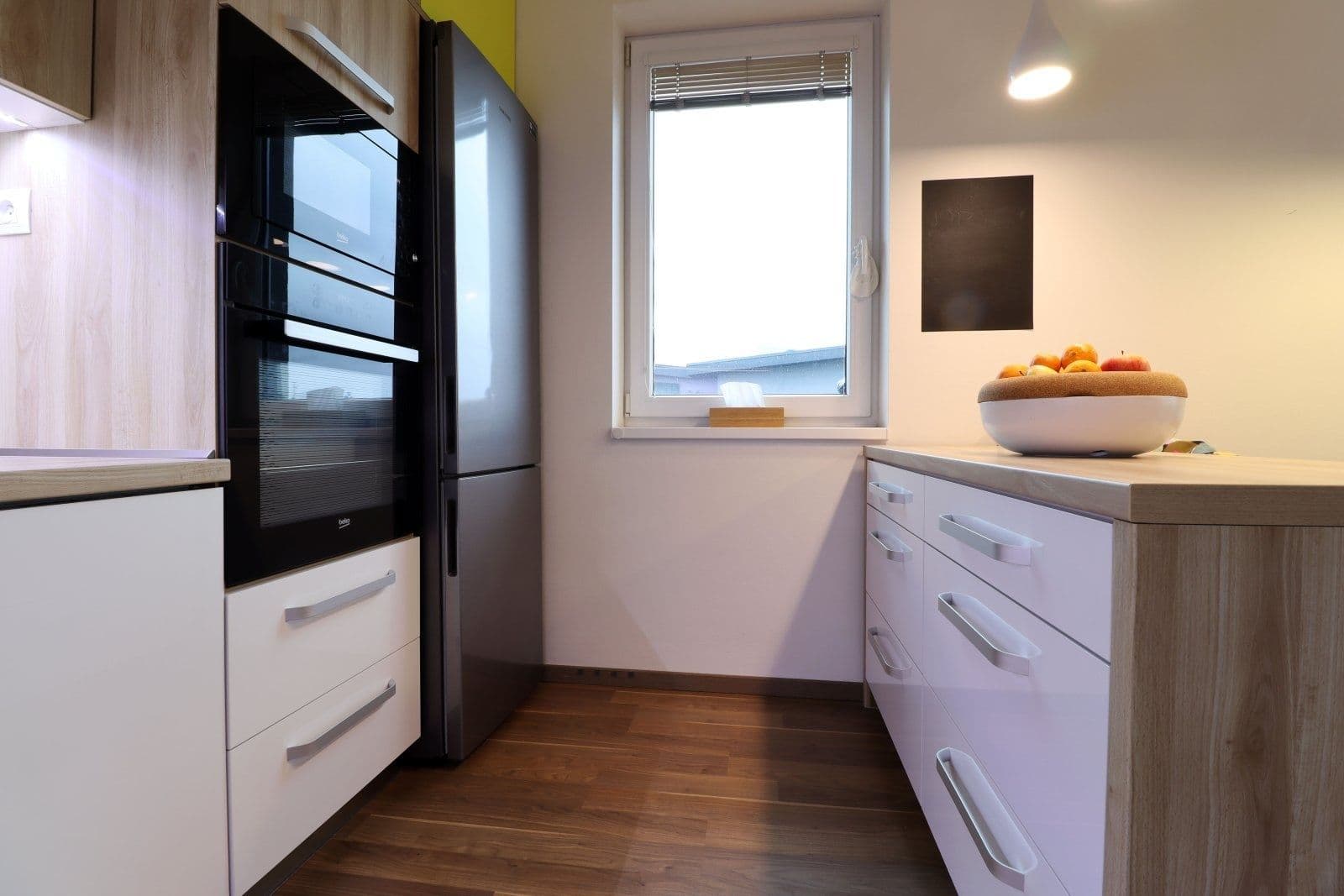 Prenájom bytu 3-izbový 74 m², Rižská, Praha, Praha Prenájom bytu 3-izbový 74 m², Rižská, Praha, Praha