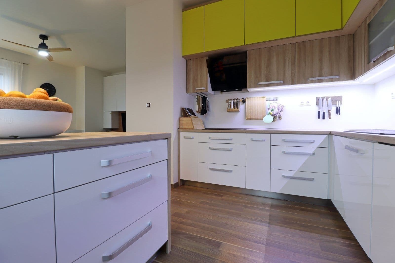 Prenájom bytu 3-izbový 74 m², Rižská, Praha, Praha Prenájom bytu 3-izbový 74 m², Rižská, Praha, Praha