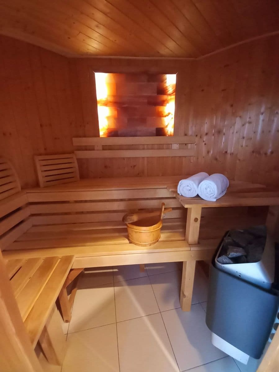 Prenájom bytu 2-izbový 54 m², U Trati, Karlovy Vary, Karlovarský kraj Prenájom bytu 2-izbový 54 m², U Trati, Karlovy Vary, Karlovarský kraj