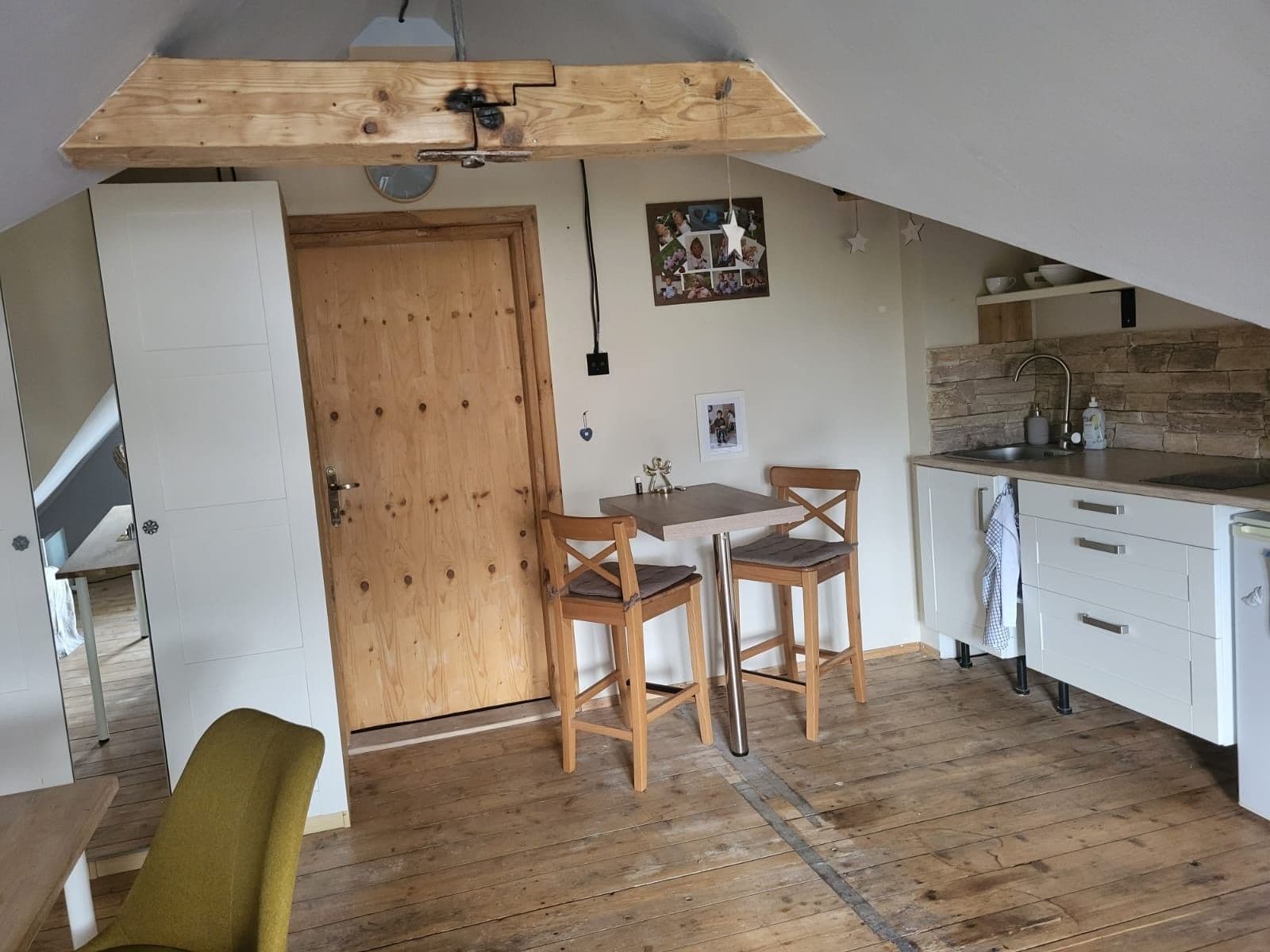 Prenájom bytu 2-izbový 54 m², U Trati, Karlovy Vary, Karlovarský kraj Prenájom bytu 2-izbový 54 m², U Trati, Karlovy Vary, Karlovarský kraj