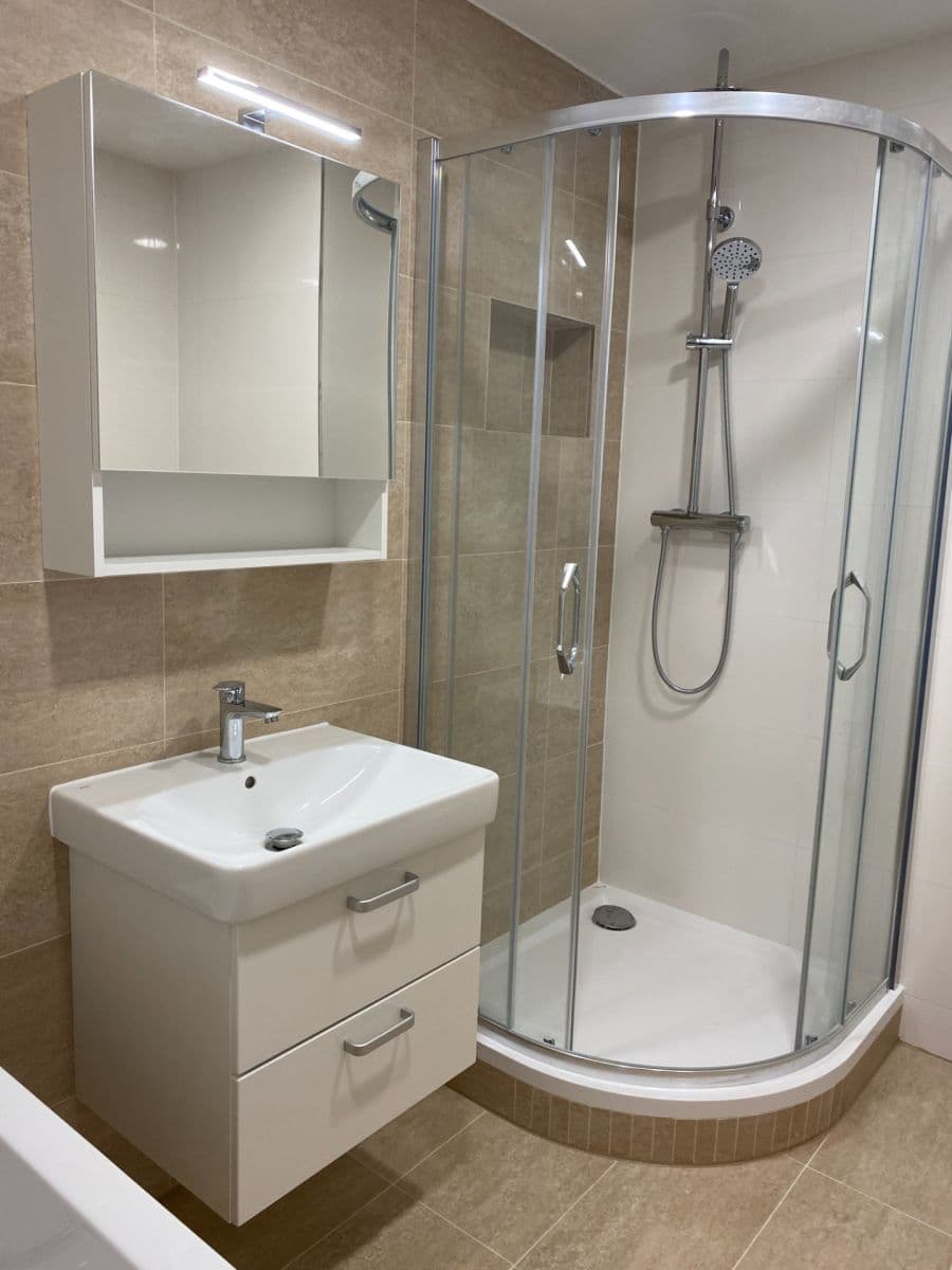 Predaj bytu 3-izbový 76 m², Na růžovém poli, Kladno, Středočeský kraj Predaj bytu 3-izbový 76 m², Na růžovém poli, Kladno, Středočeský kraj