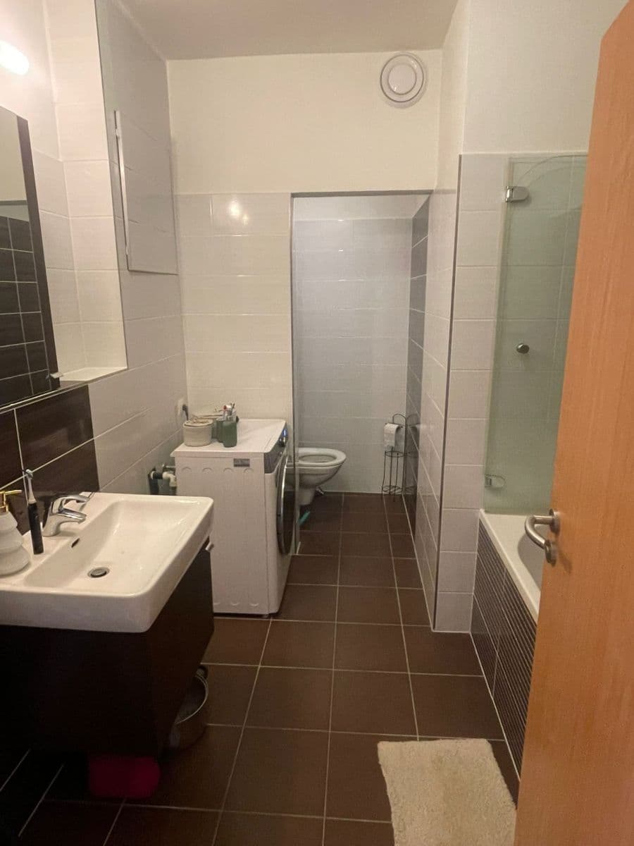 Prenájom bytu 2-izbový 61 m², Markůvky, Brno, Jihomoravský kraj Prenájom bytu 2-izbový 61 m², Markůvky, Brno, Jihomoravský kraj