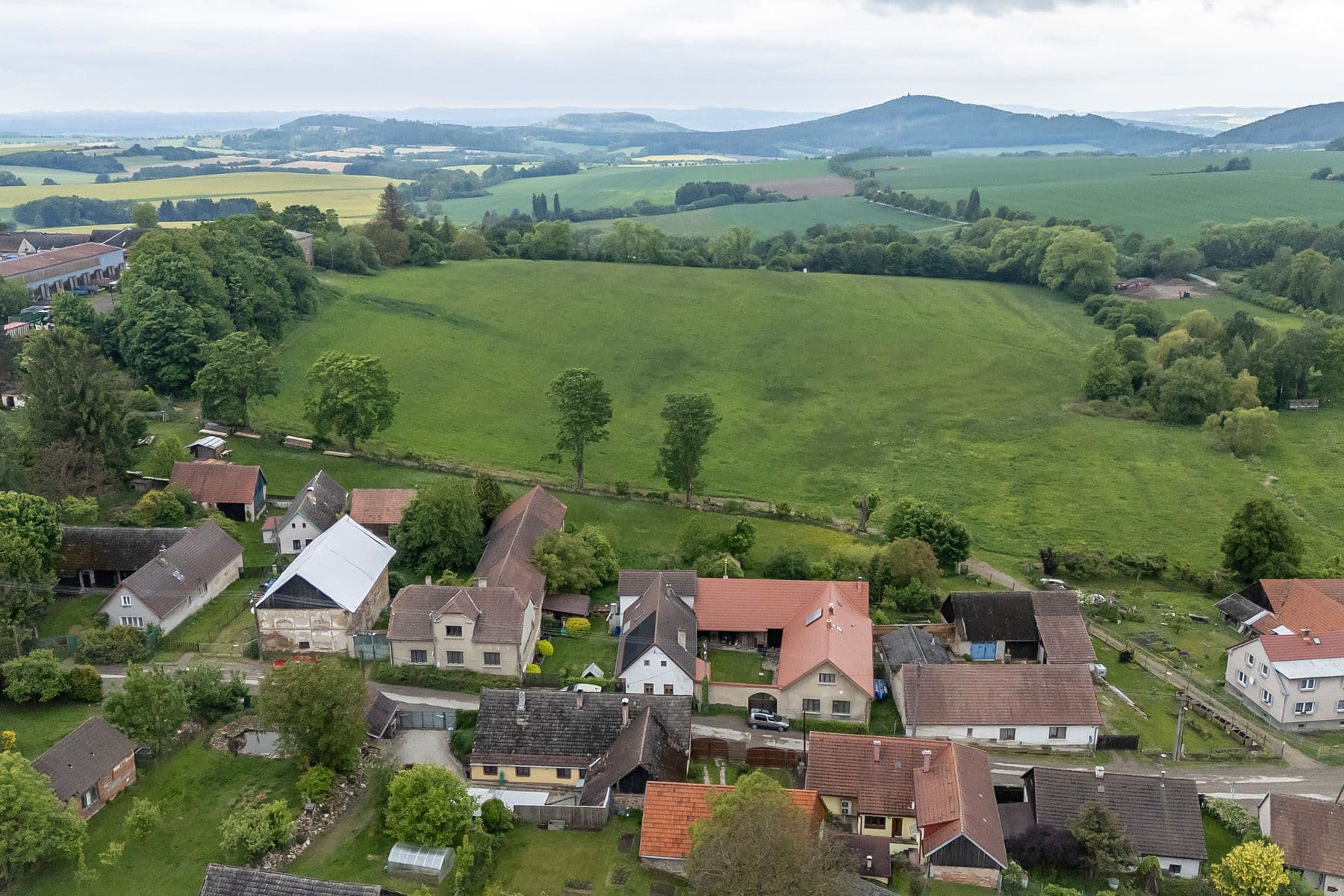 Predaj domu 200 m², pozemek 383 m², Pravonín, Středočeský kraj Predaj domu 200 m², pozemek 383 m², Pravonín, Středočeský kraj