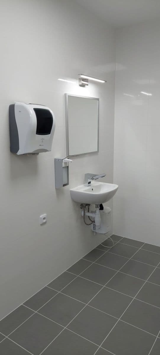 Prenájom nebytového priestoru 20 m², Zacpalova, Krnov, Moravskoslezský kraj Prenájom nebytového priestoru 20 m², Zacpalova, Krnov, Moravskoslezský kraj