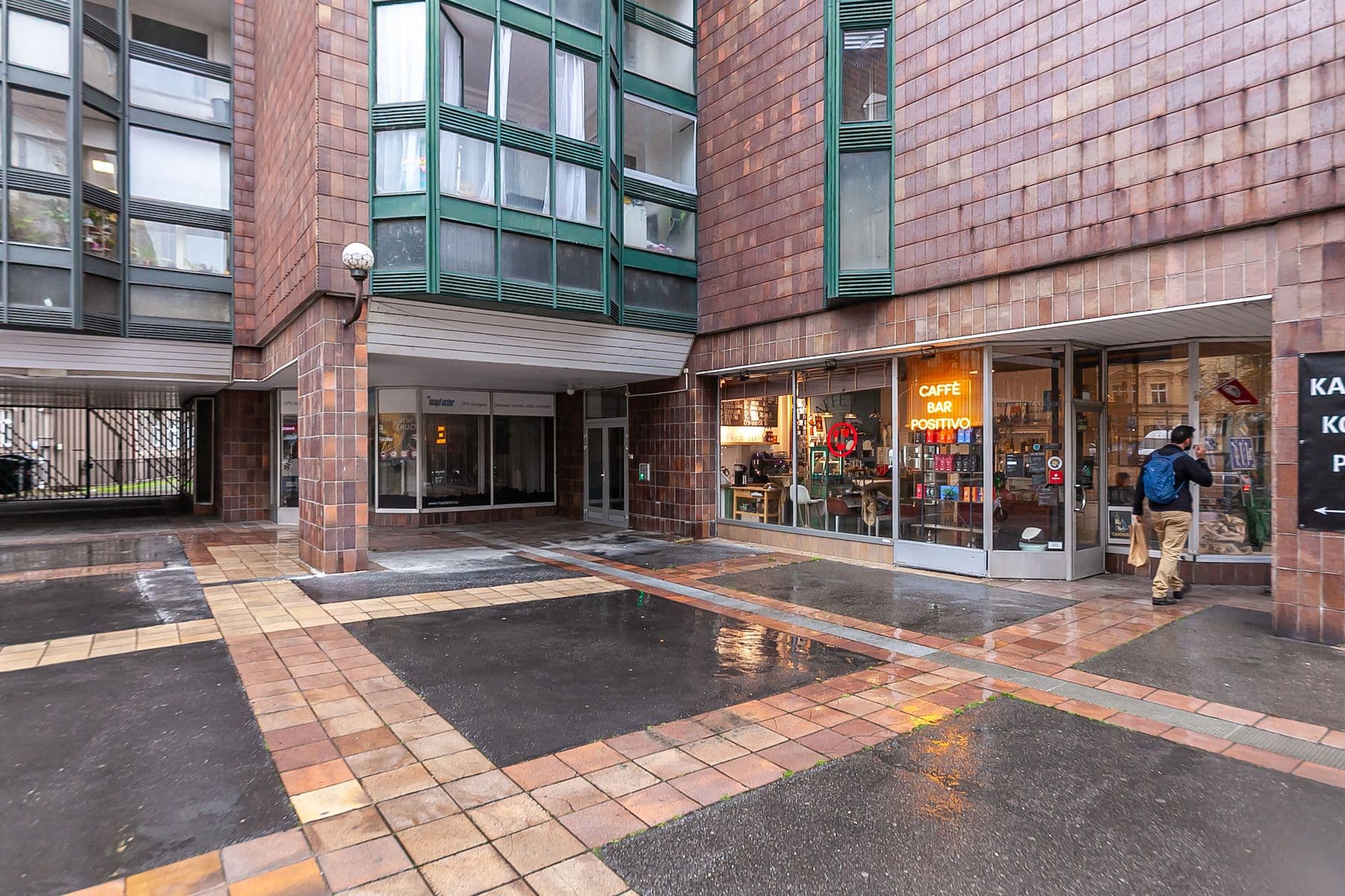 Predaj kancelárie 227 m², Štefánikova, Praha, Praha Predaj kancelárie 227 m², Štefánikova, Praha, Praha