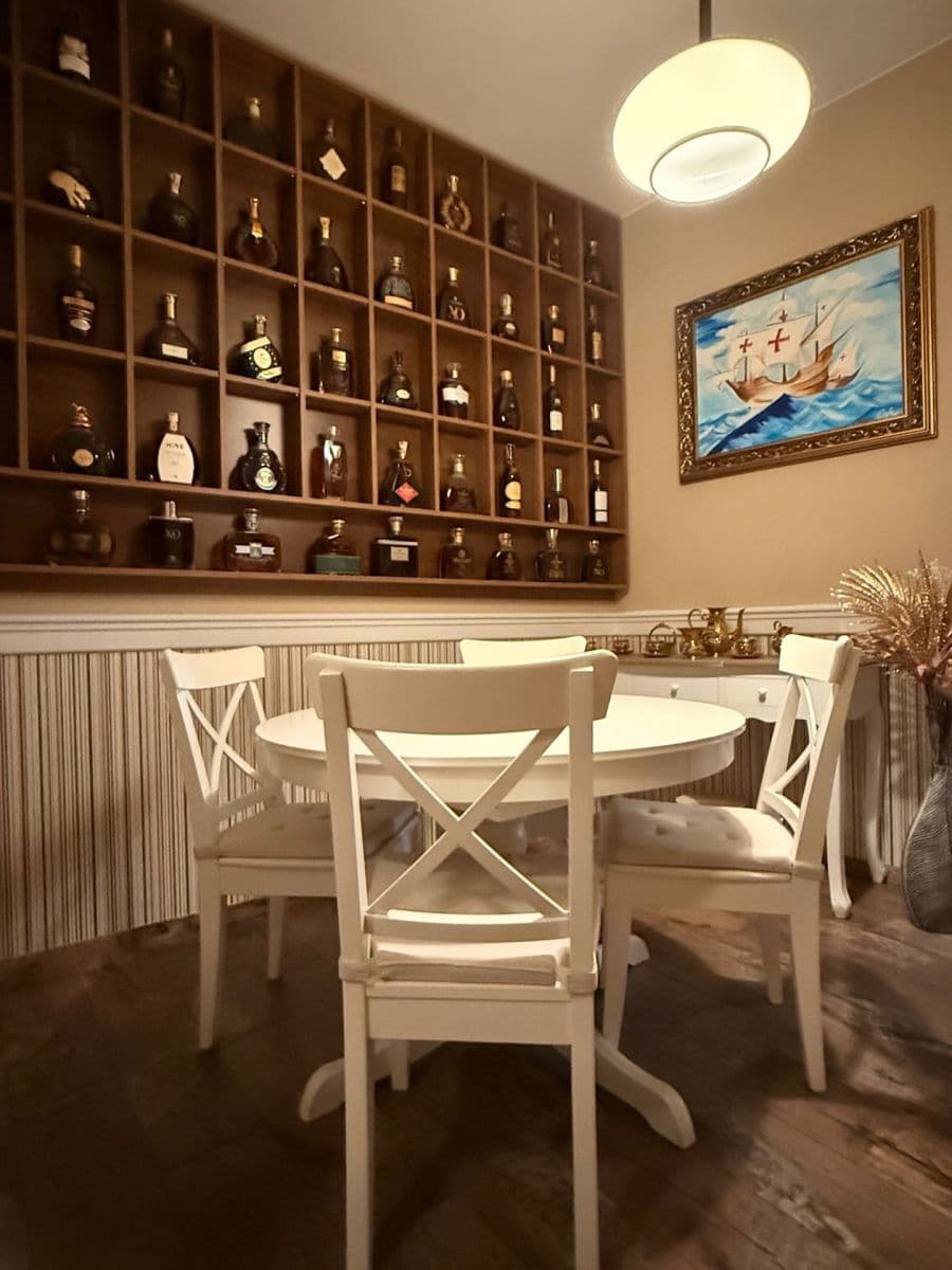 Predaj bytu 3-izbový 64 m², Zochova, Bratislava - mestská časť Staré Mesto, Bratislavský kraj Predaj bytu 3-izbový 64 m², Zochova, Bratislava - mestská časť Staré Mesto, Bratislavský kraj