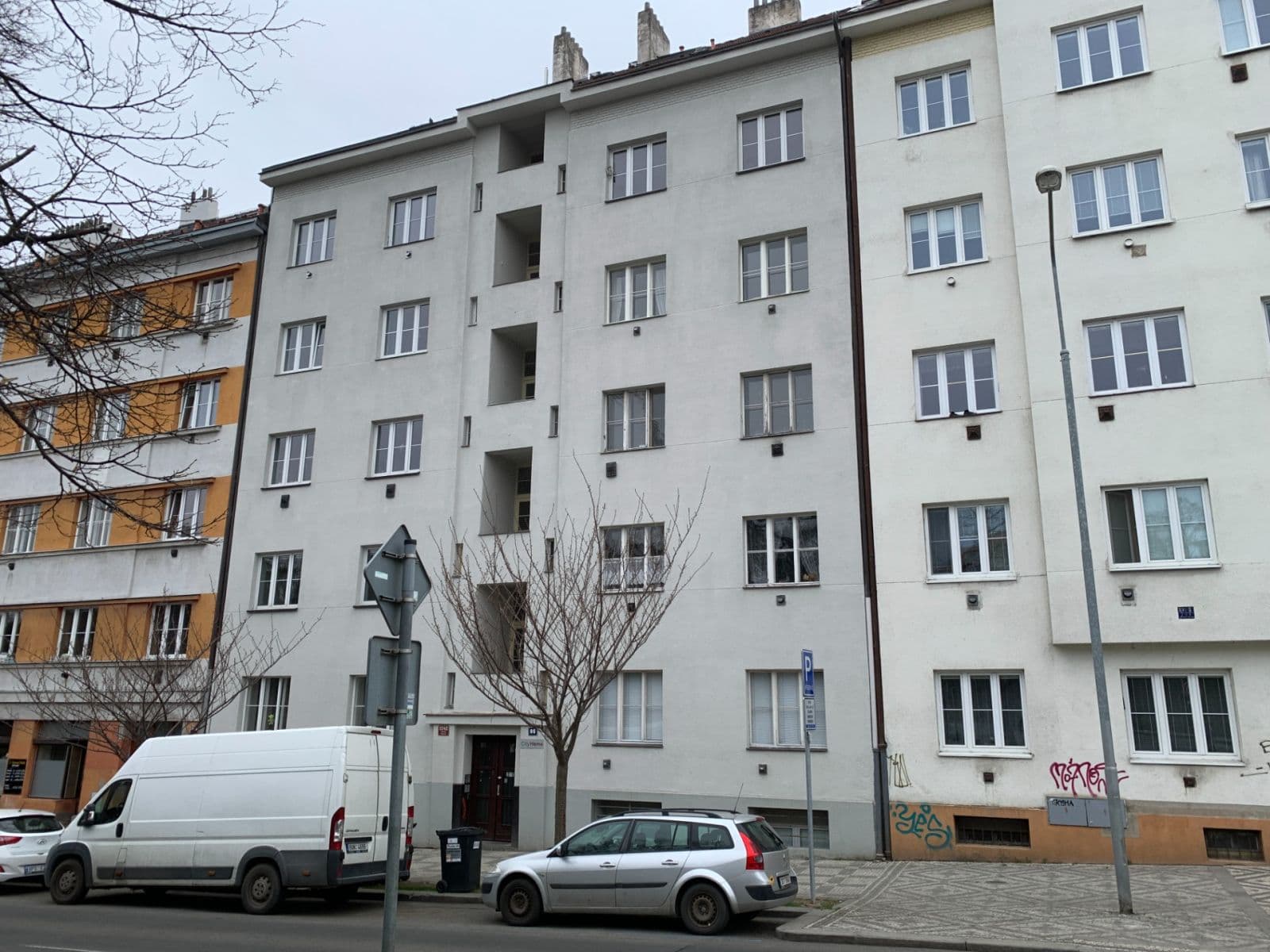 Predaj bytu 1-izbový 50 m², Ruská, Praha, Praha Predaj bytu 1-izbový 50 m², Ruská, Praha, Praha