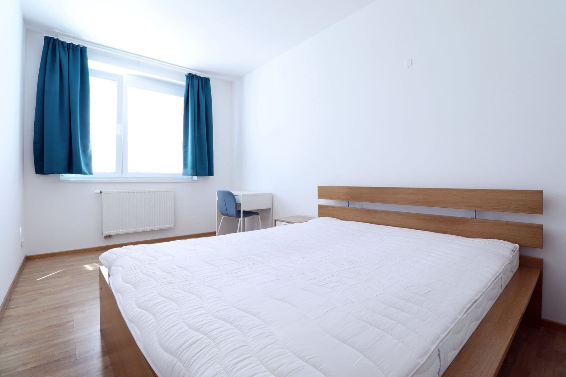 Prenájom bytu 2-izbový 43 m², Makedonská, Praha, Praha Prenájom bytu 2-izbový 43 m², Makedonská, Praha, Praha