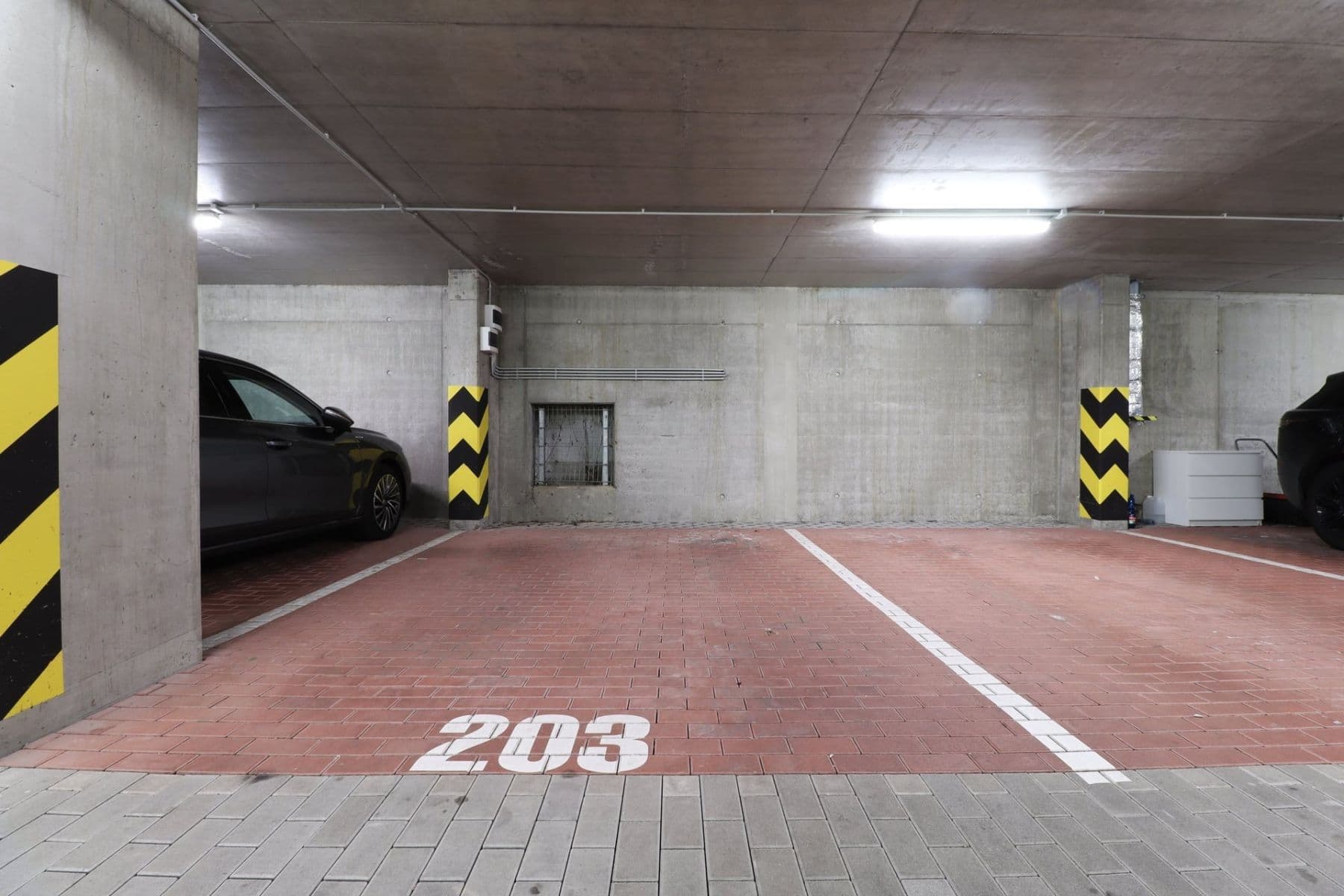 Prenájom bytu 2-izbový 43 m², Makedonská, Praha, Praha Prenájom bytu 2-izbový 43 m², Makedonská, Praha, Praha