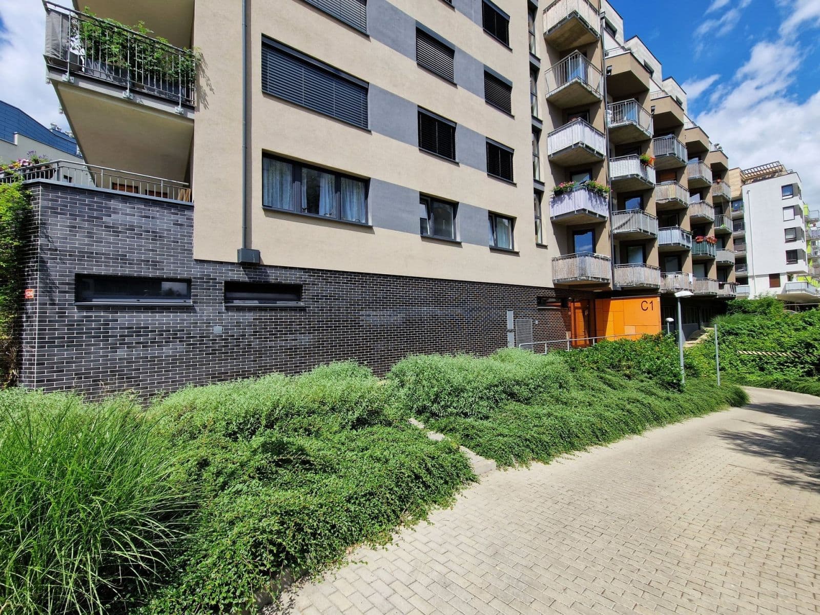 Prenájom bytu 2-izbový 43 m², Makedonská, Praha, Praha Prenájom bytu 2-izbový 43 m², Makedonská, Praha, Praha