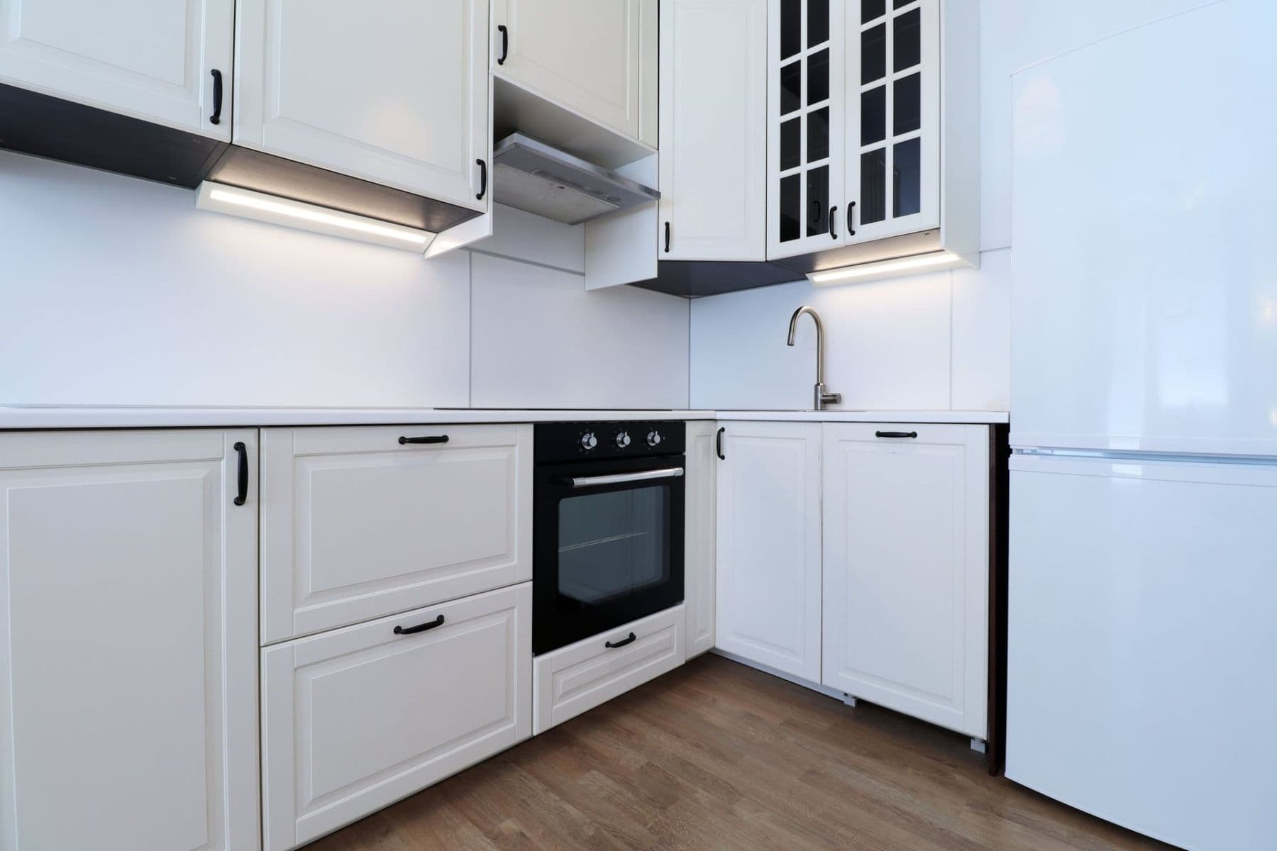 Prenájom bytu 2-izbový 43 m², Makedonská, Praha, Praha Prenájom bytu 2-izbový 43 m², Makedonská, Praha, Praha