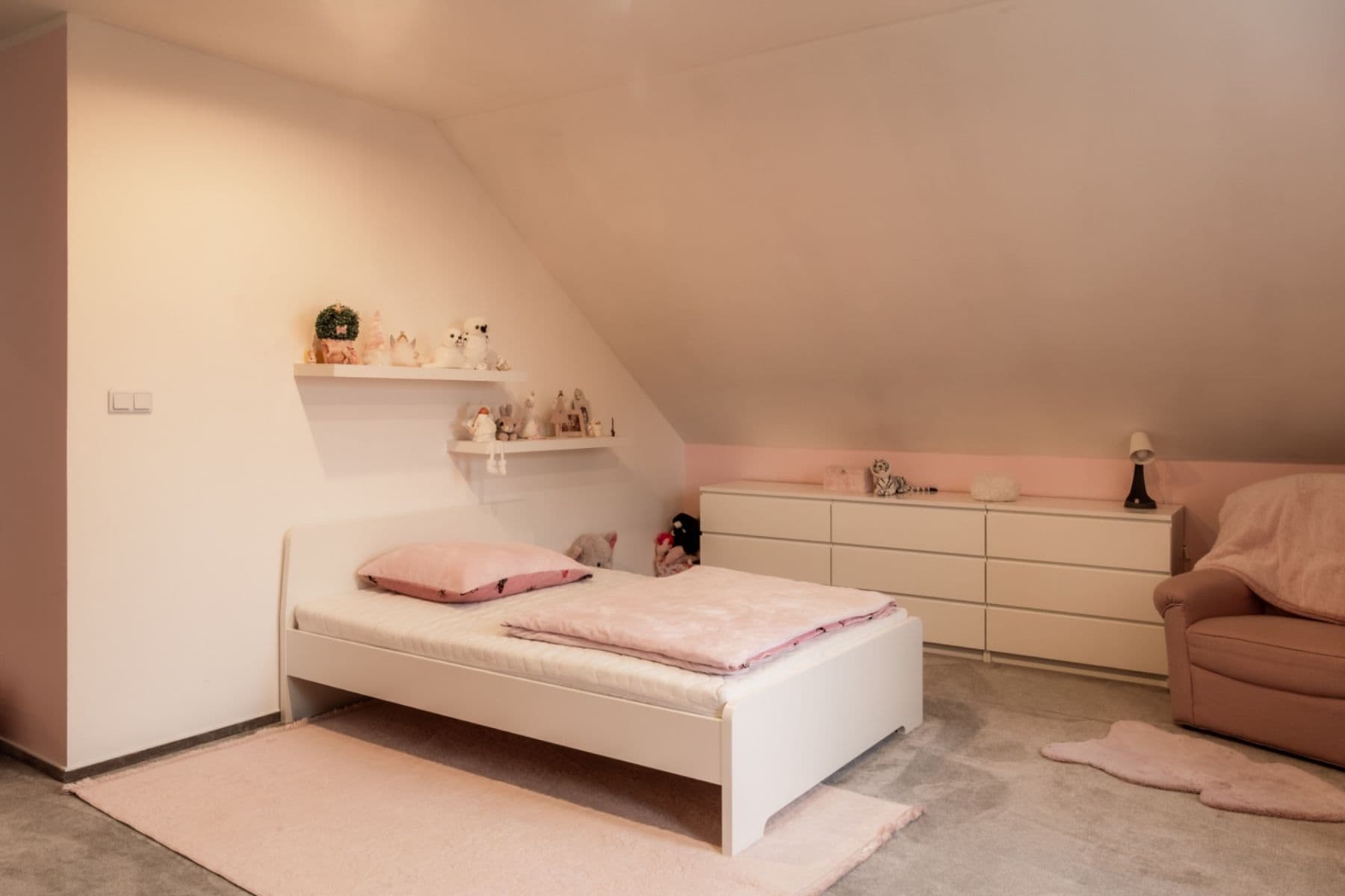 Predaj domu 550 m², pozemek 2.805 m², 44434, Domašov u Šternberka, Olomoucký kraj Predaj domu 550 m², pozemek 2.805 m², 44434, Domašov u Šternberka, Olomoucký kraj