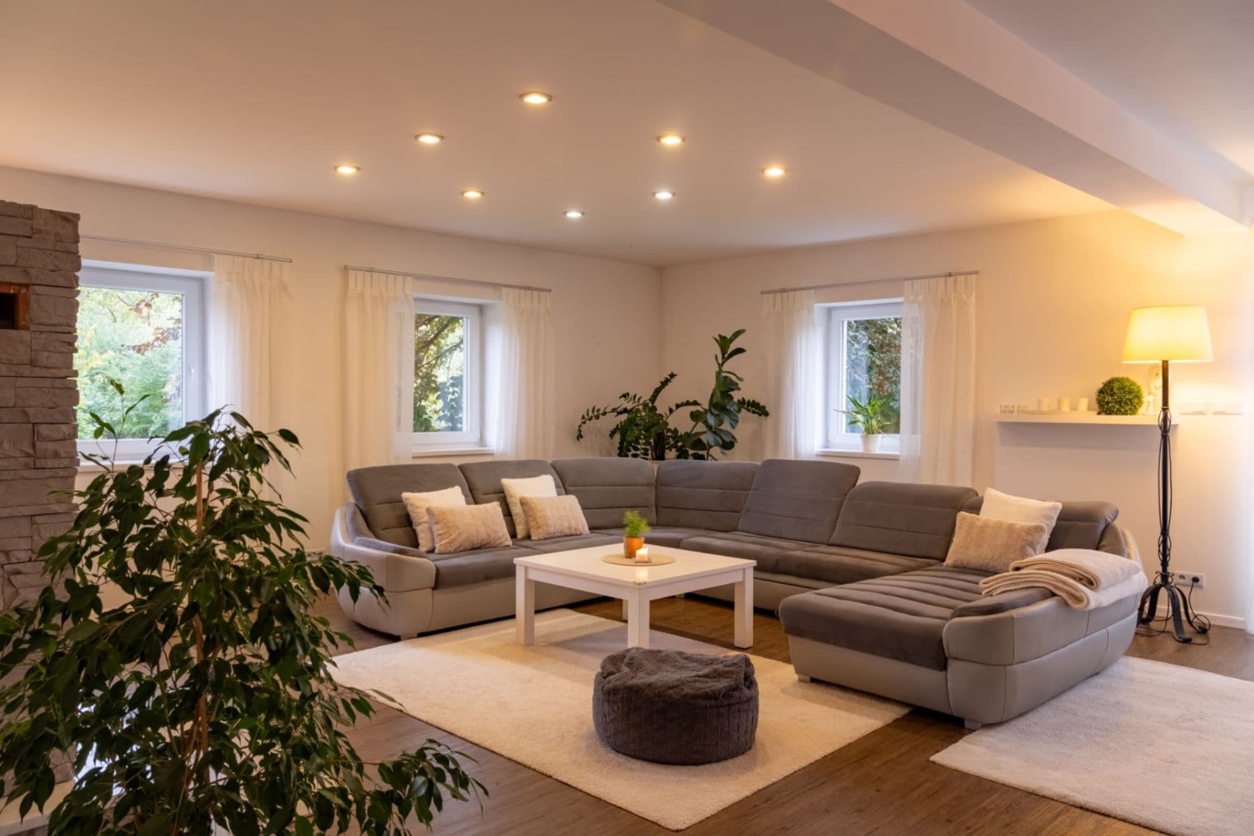 Predaj domu 550 m², pozemek 2.805 m², 44434, Domašov u Šternberka, Olomoucký kraj Predaj domu 550 m², pozemek 2.805 m², 44434, Domašov u Šternberka, Olomoucký kraj