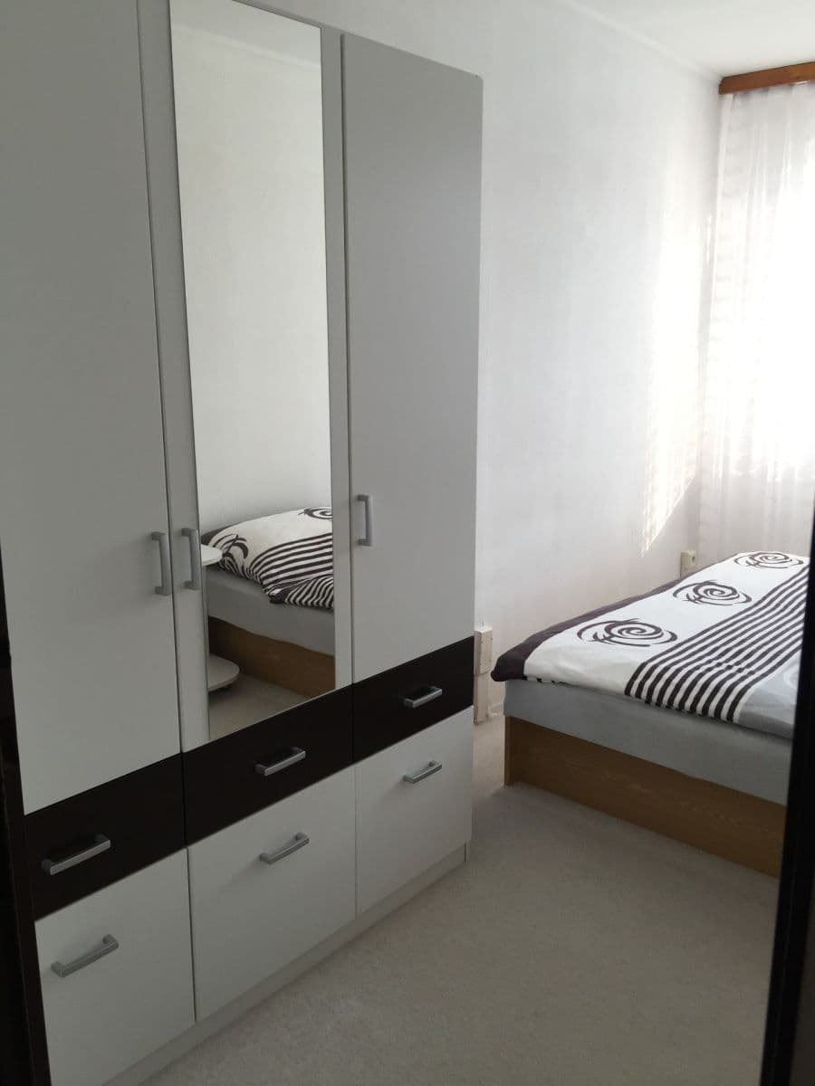 Predaj bytu 2-izbový 46 m², Ke Kamínce, Praha, Praha Predaj bytu 2-izbový 46 m², Ke Kamínce, Praha, Praha