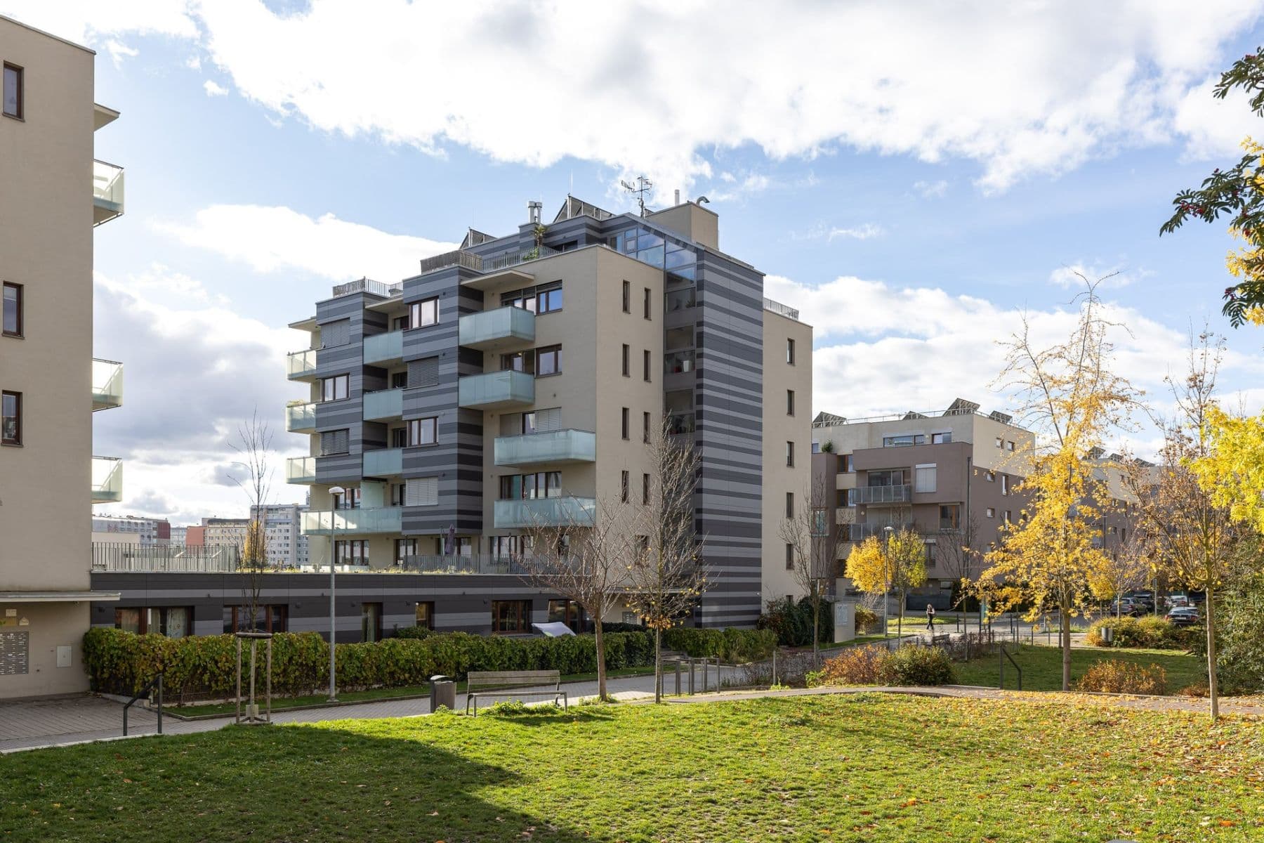 Prenájom bytu 1-izbový 42 m², Pod stolovou horou, Praha, Praha Prenájom bytu 1-izbový 42 m², Pod stolovou horou, Praha, Praha